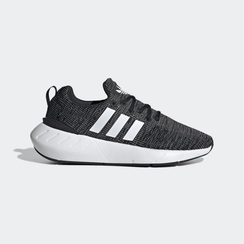 adidas Swift Run 22 GW8176 / schwarz