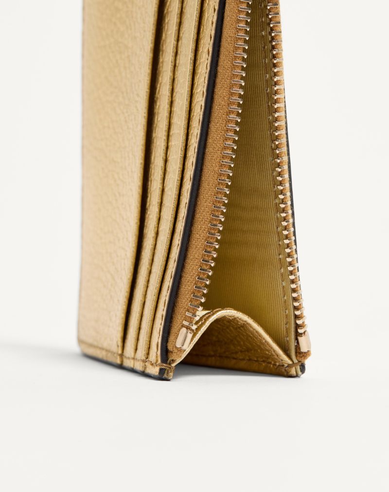 Porta-cartões Rockstud Zip Around em couro de bezerro granulado laminado