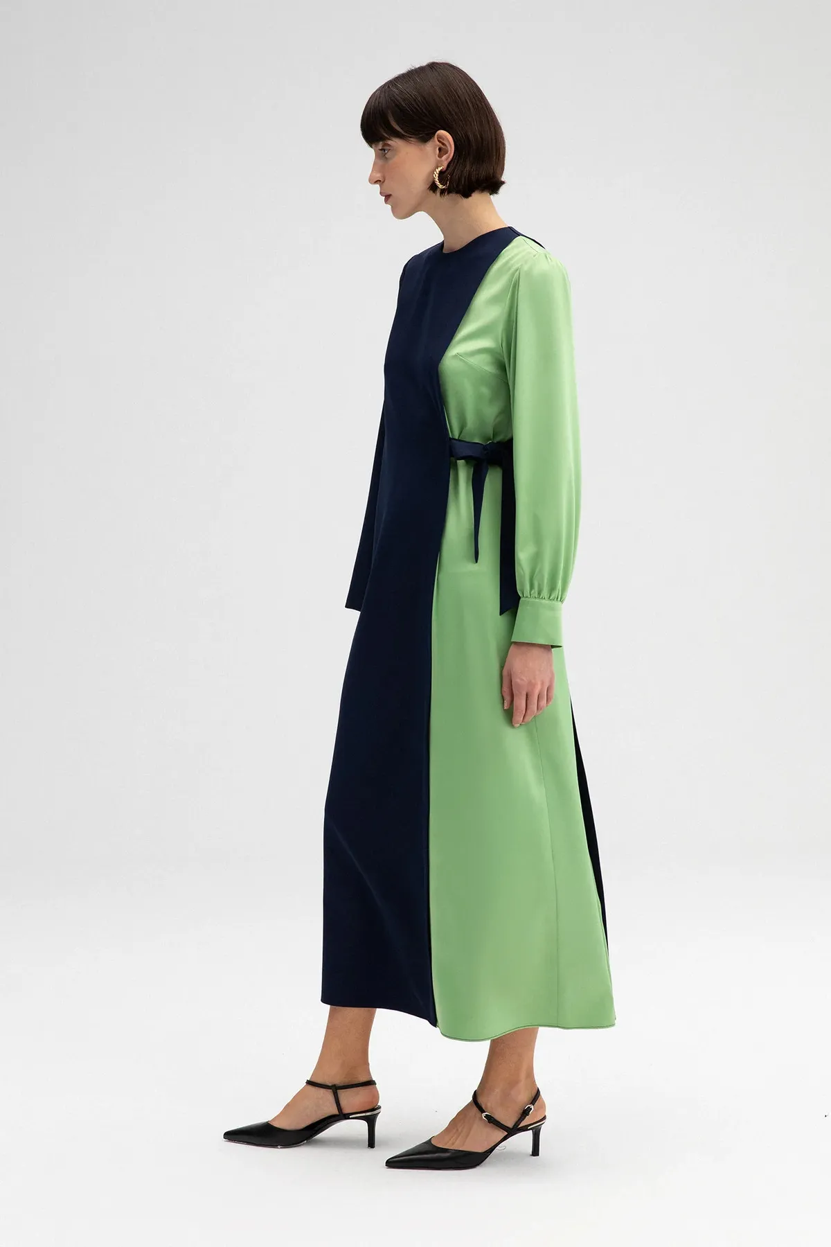 Touché Privé  KLEID IN KONTRASTFARBE