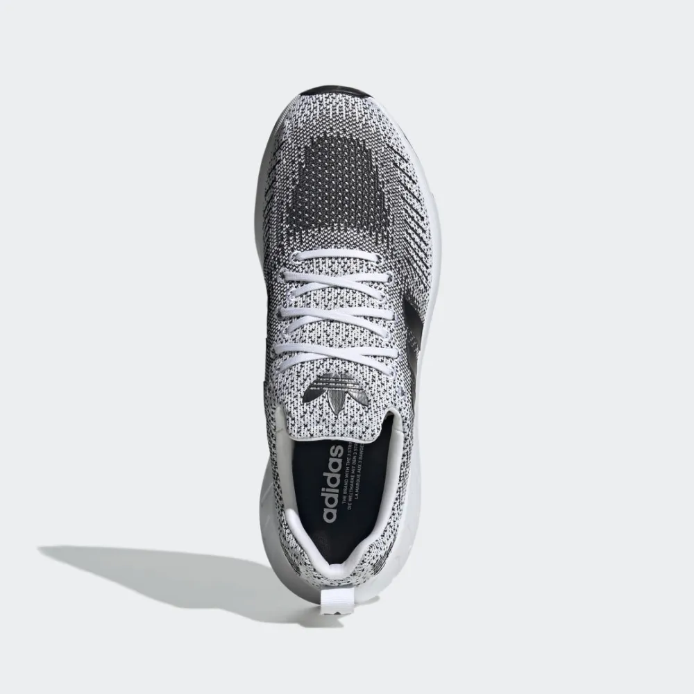 adidas Swift Run 22 GZ3507 / weiss