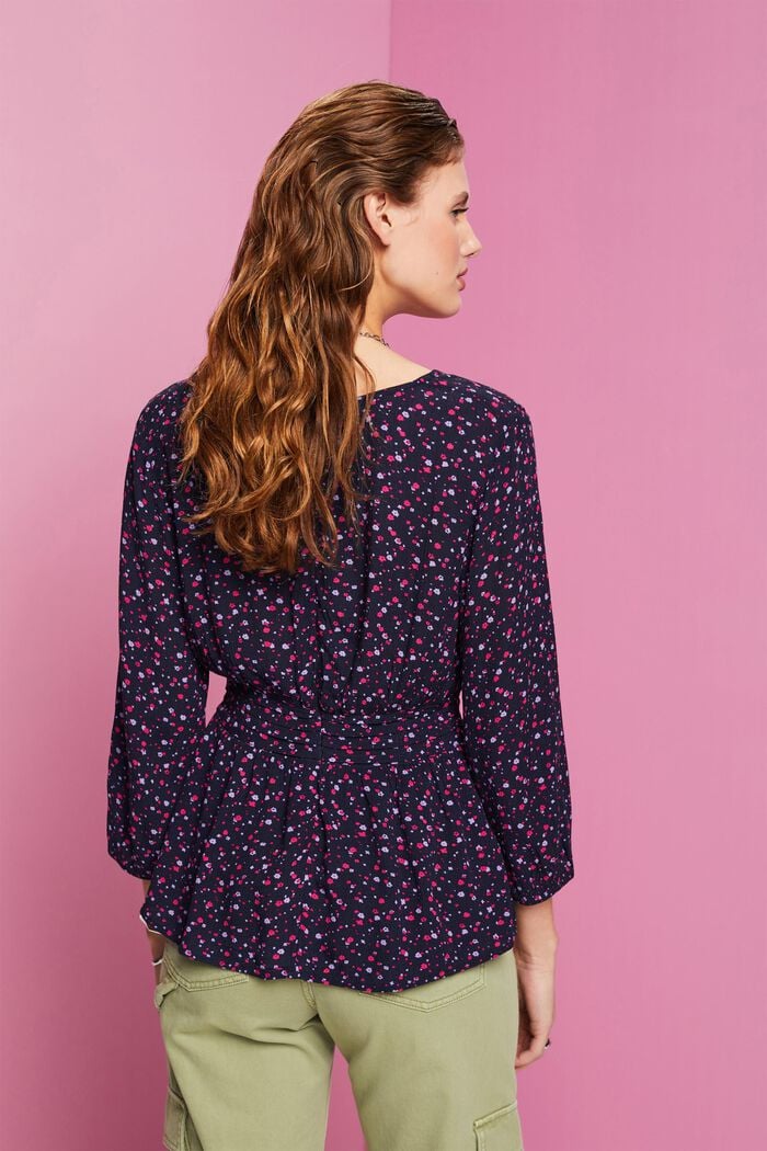Bluse mit Schößchen