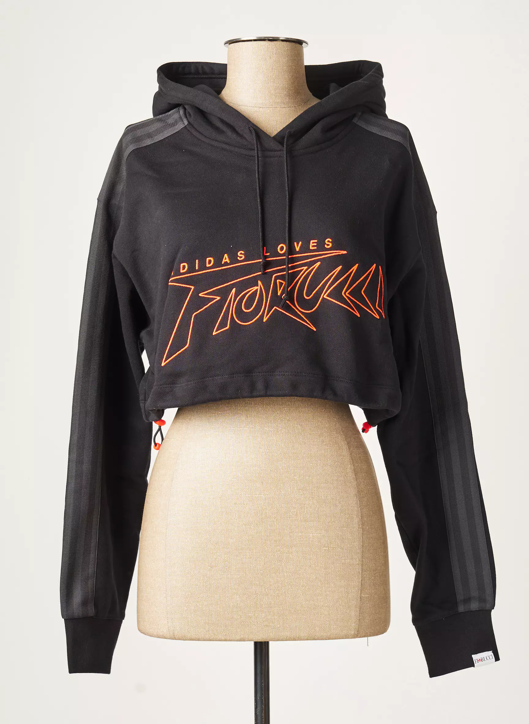 Adidas Sweat Capuche Femme couleur noir