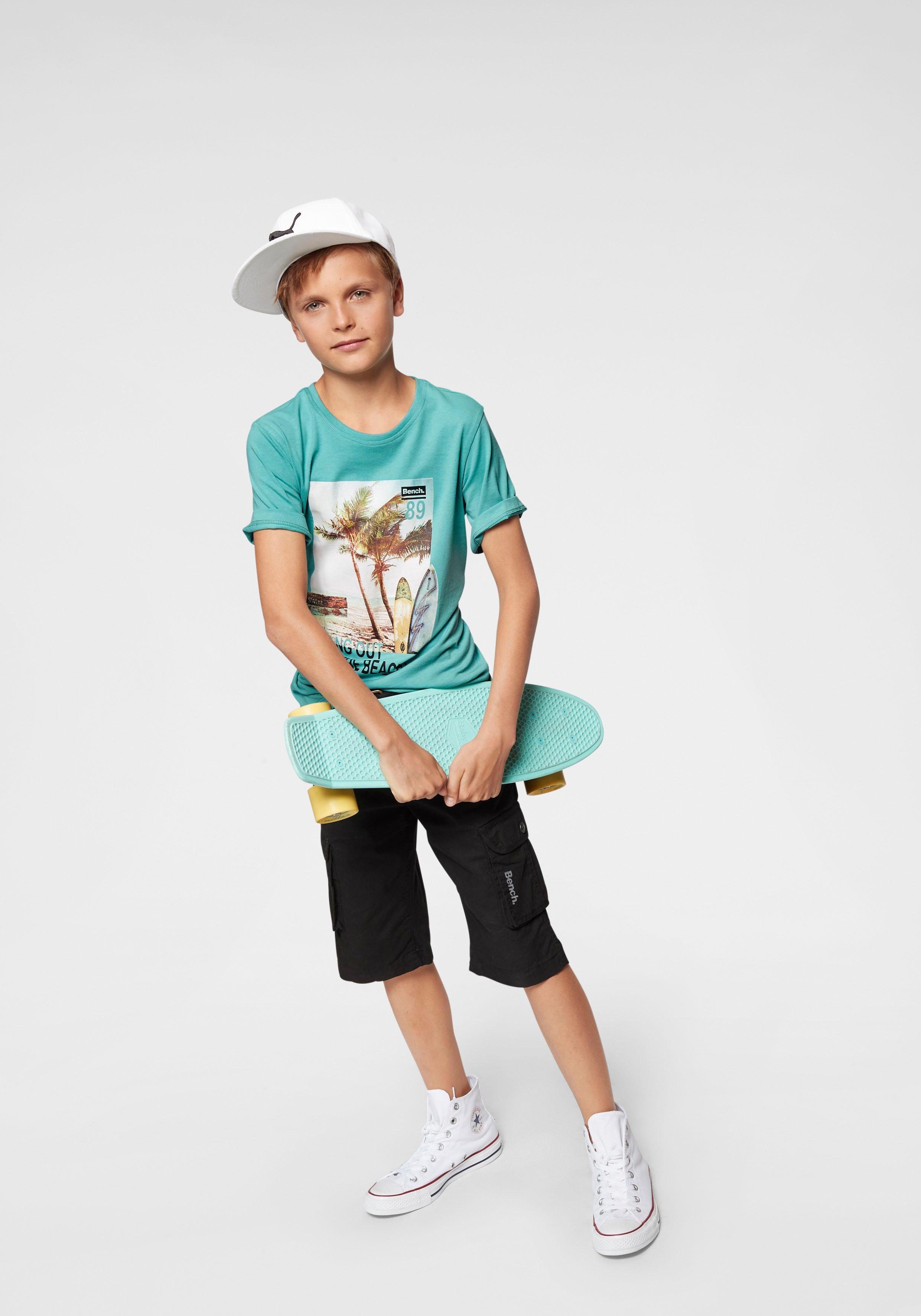 Bench. Bermudas (Set, 2-tlg., mit Gürtel) mit vielen Taschen und Gürtel
