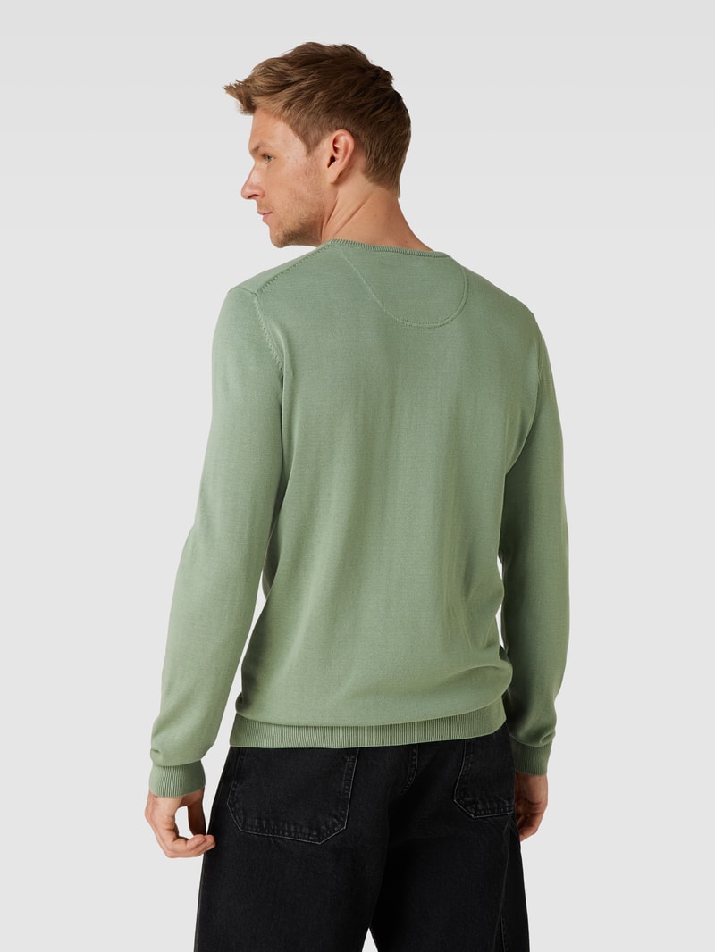 Strickpullover mit Label-Stitching Modell 'BASIC' in lindgrün