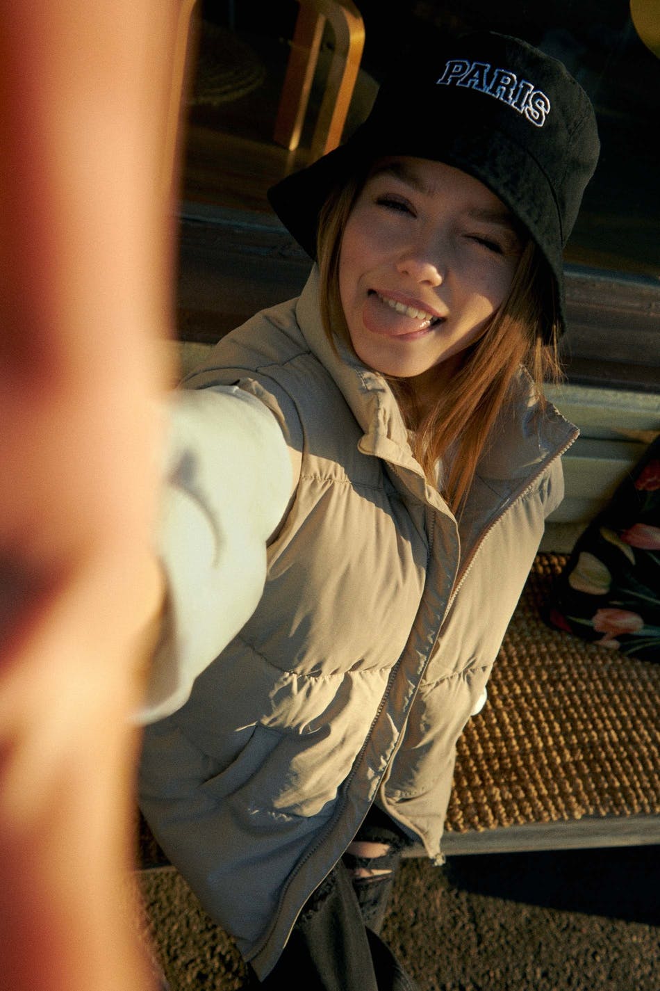 Y bucket hat