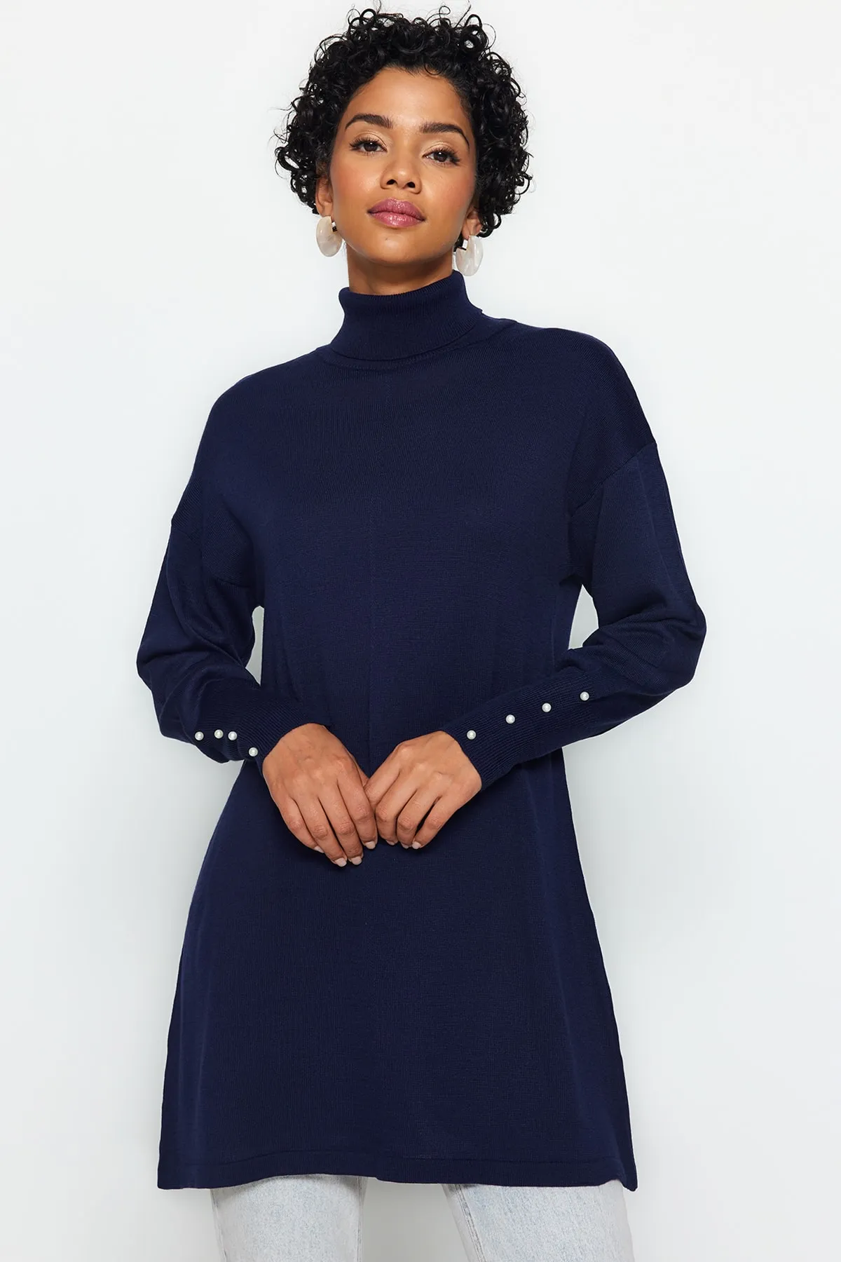 Trendyol Modest  Indigo Pearl Detaillierter Rollkragen-Strickpullover TCTAW24AK00121