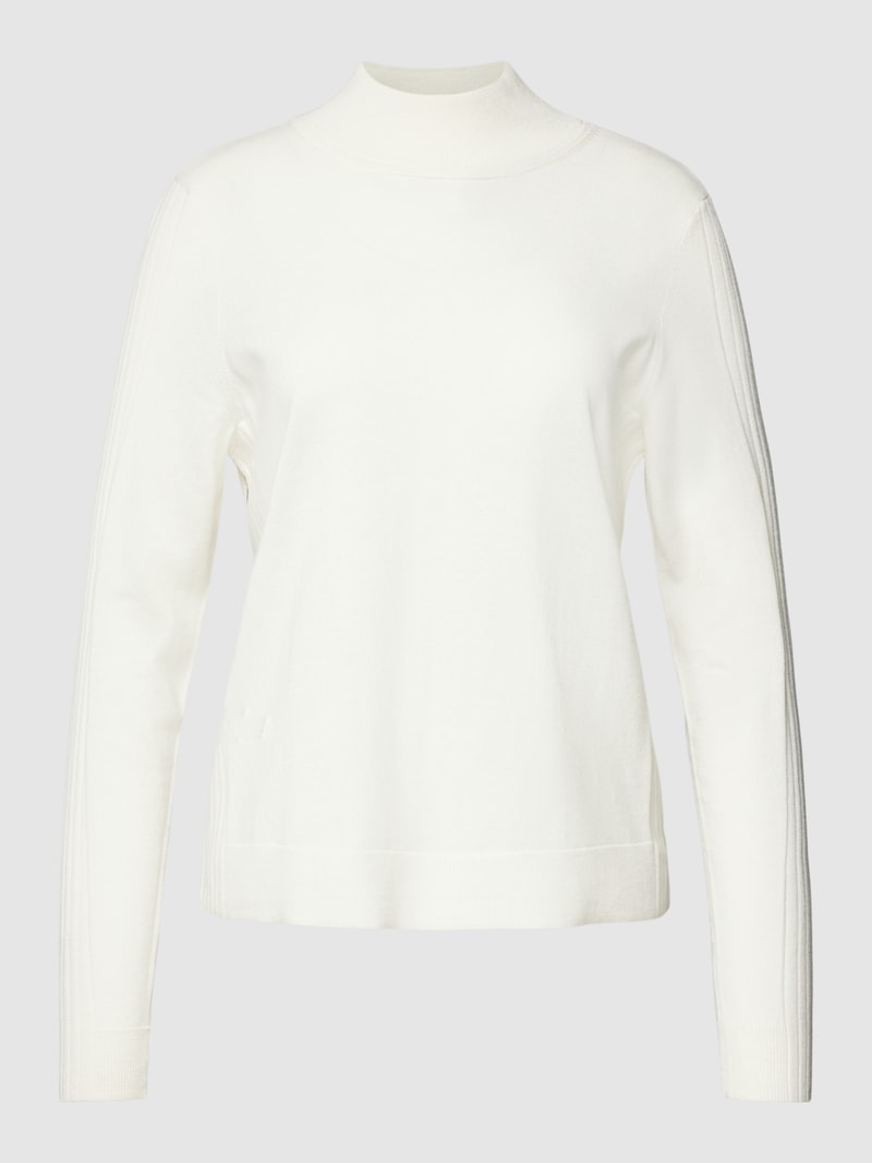 Strickpullover mit Stehkragen in offwhite