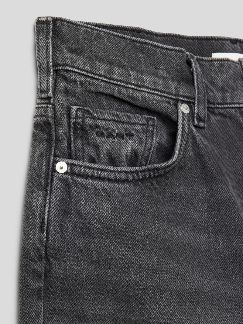 Loose Fit Jeans mit 5-Pocket-Design in hellgrau