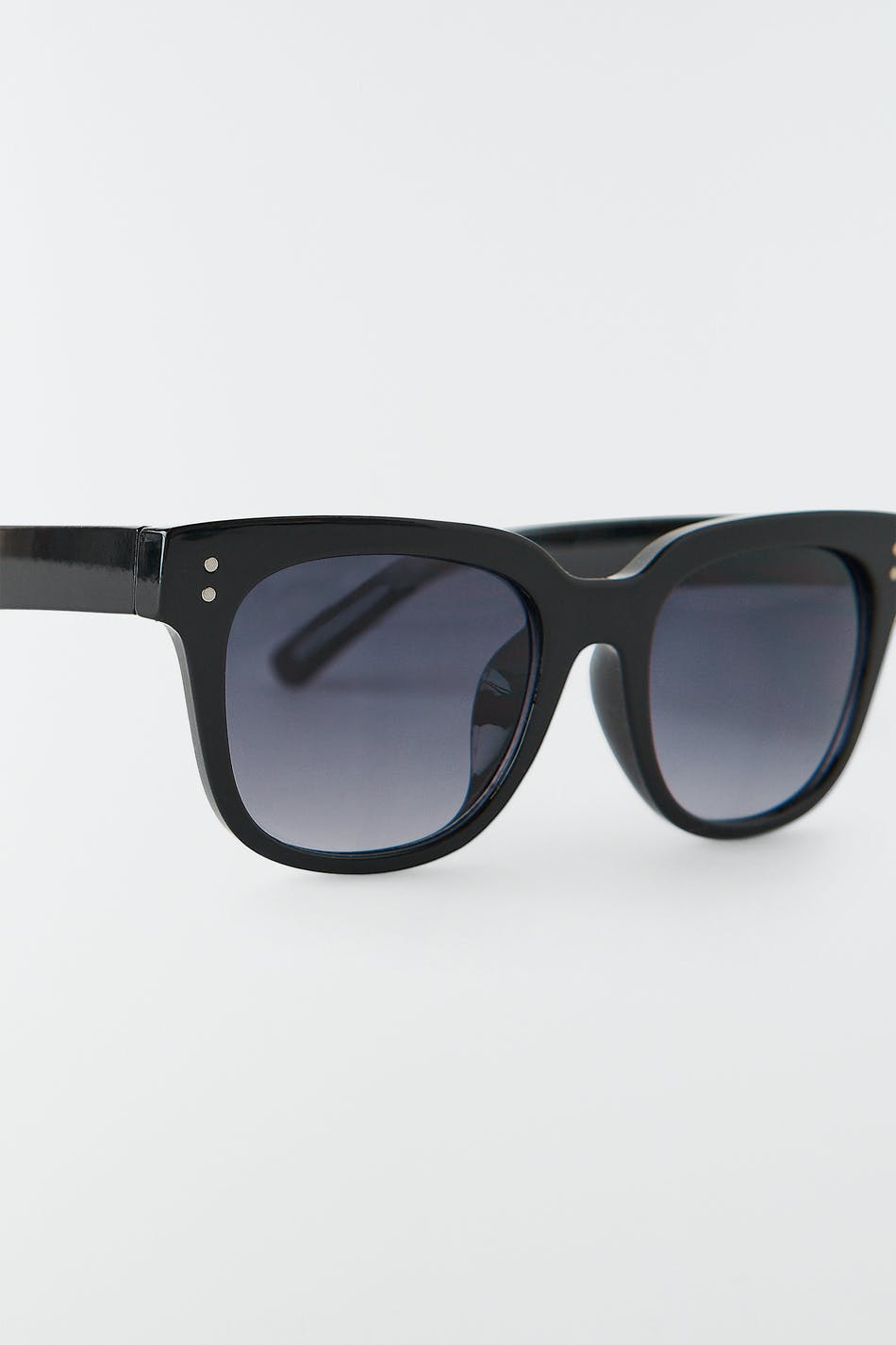 Basic sunglasses