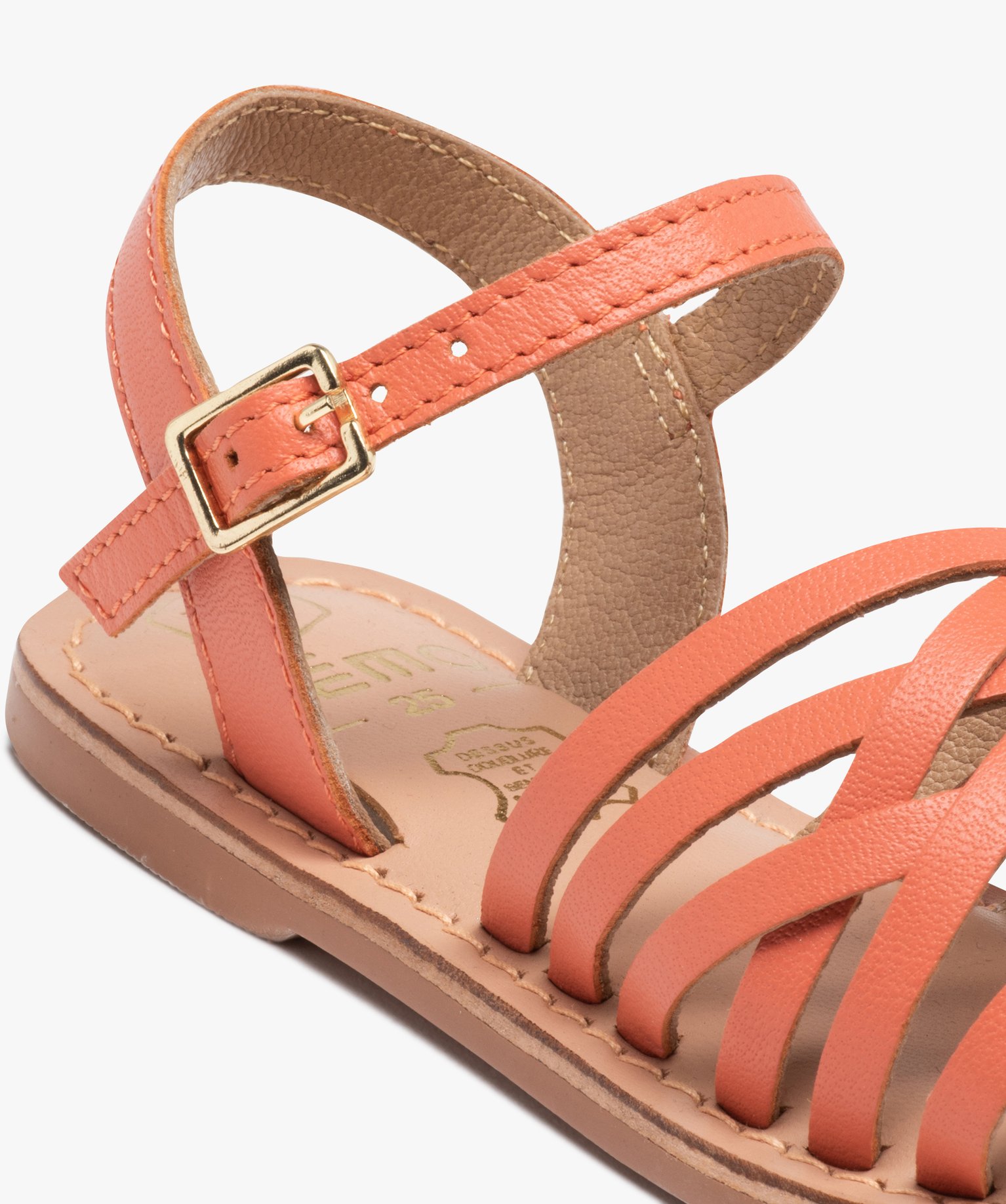 Sandales fille unies à fines brides entrelacées en cuir rose | GEMO