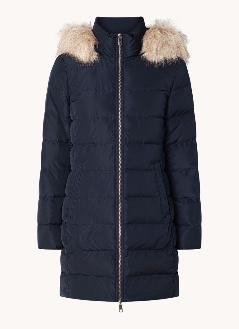 Parka matlasată Tommy Hilfiger cu umplutură de puf și guler detașabil din blană artificială.