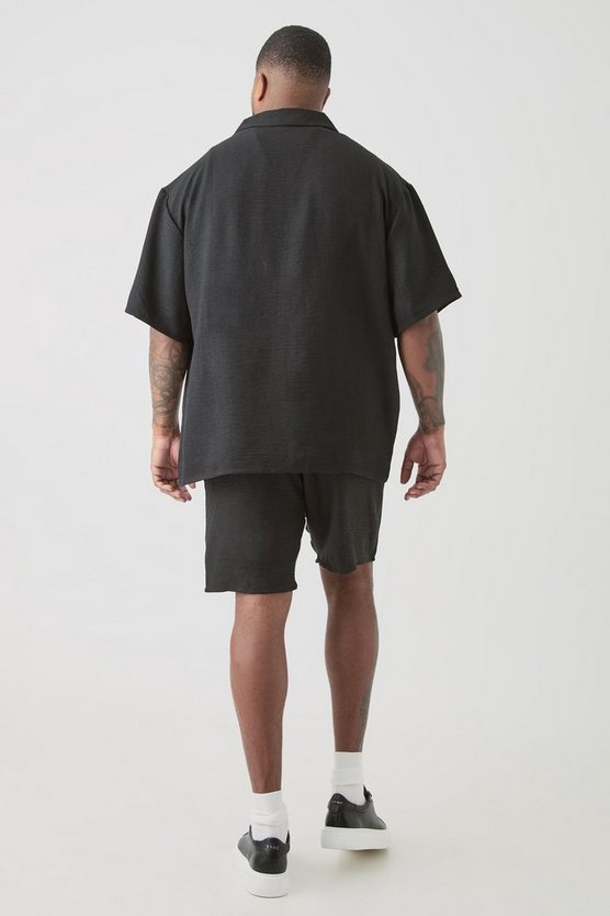 Plus kurzärmliges Oversize Leinen-Hemd in Schwarz