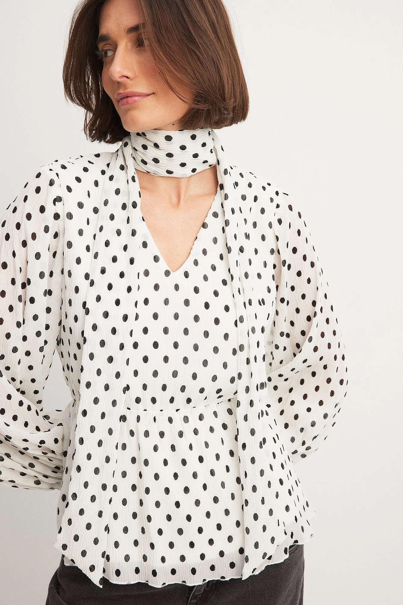 Chiffonbluse mit Schaldetail
