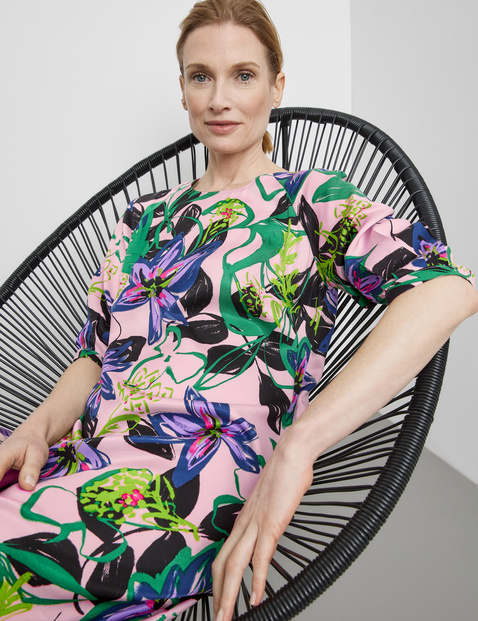 Hängekleid aus nachhaltiger Viskose-Qualität