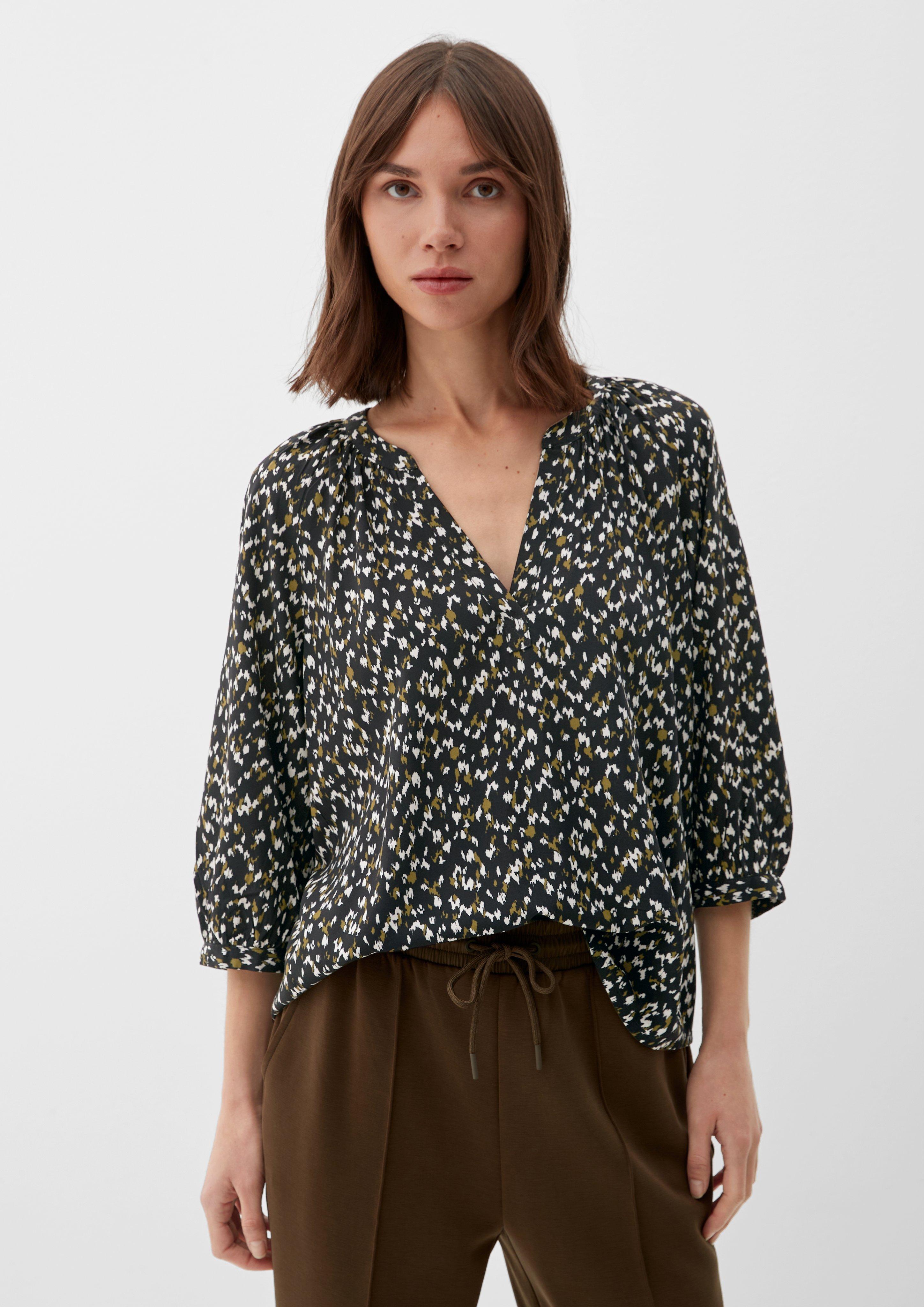 Viskosebluse mit Alloverprint  2120700-99A2