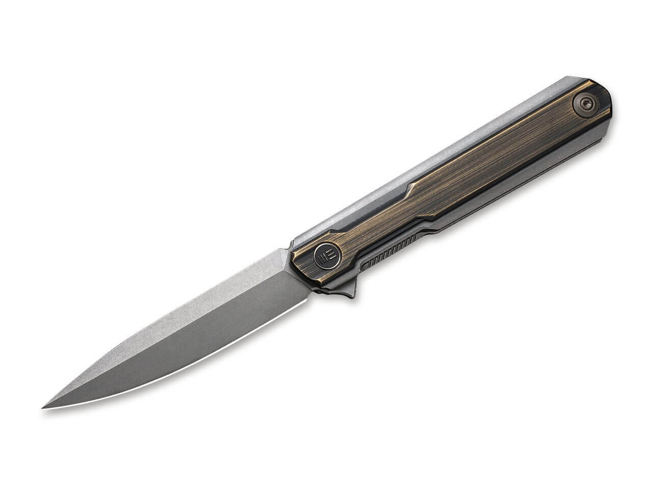 Peer Titan Grey Brass
