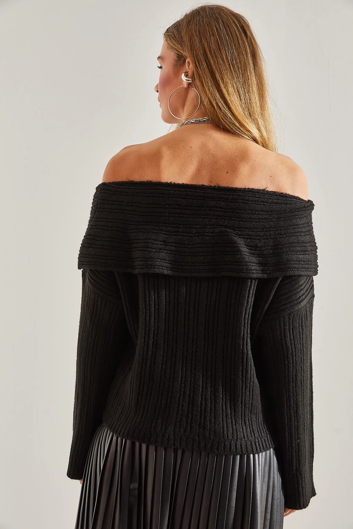 Bianco Lucci  Damenpullover mit Rüschenkragen