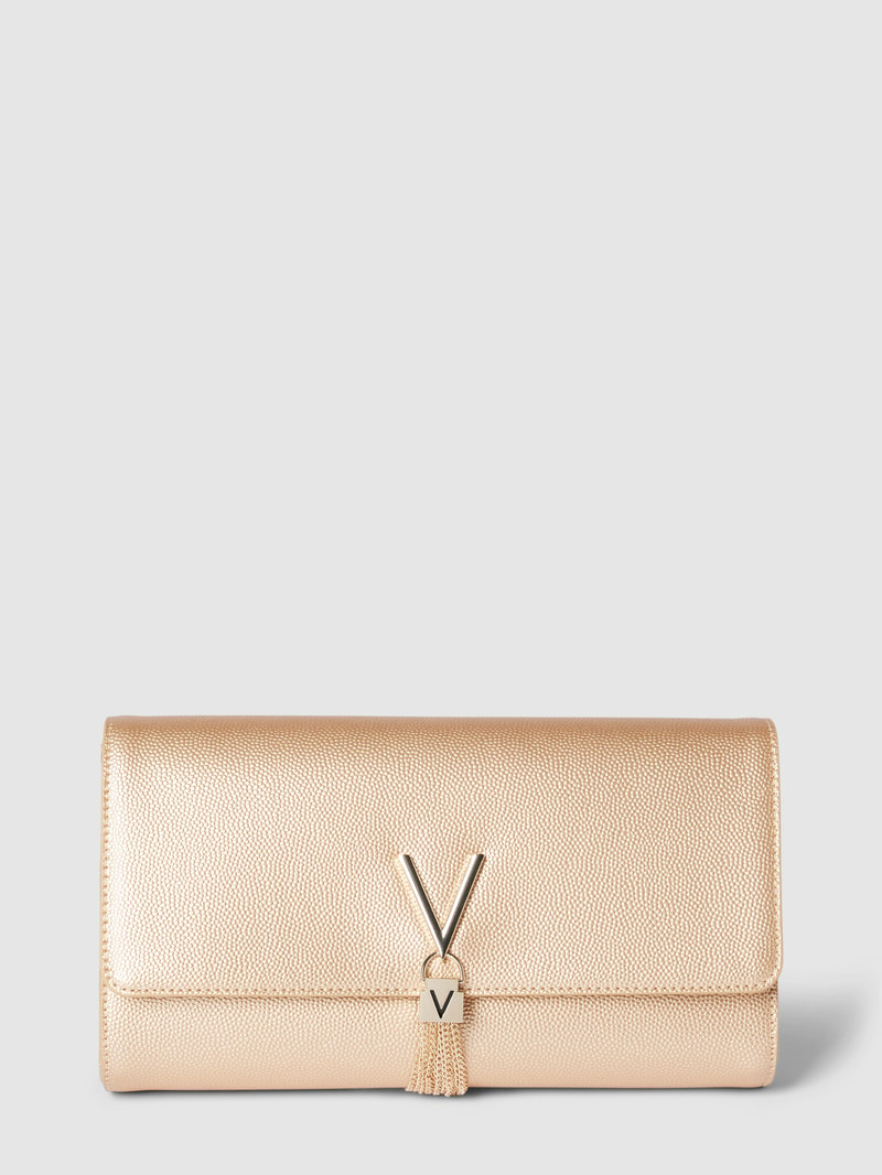 Clutch mit Label-Applikation Modell 'DIVINA' in gold