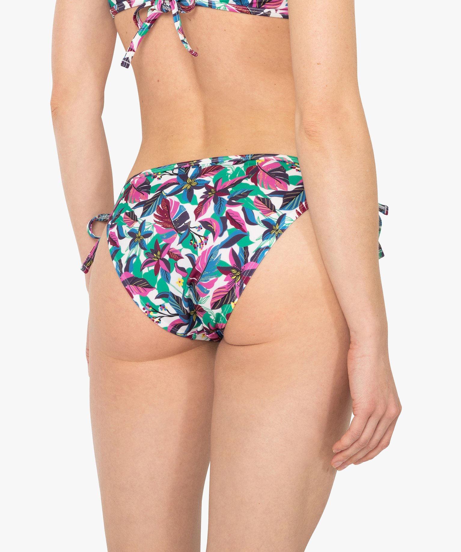 Bas de maillot de bain femme forme slip avec liens imprime | GEMO