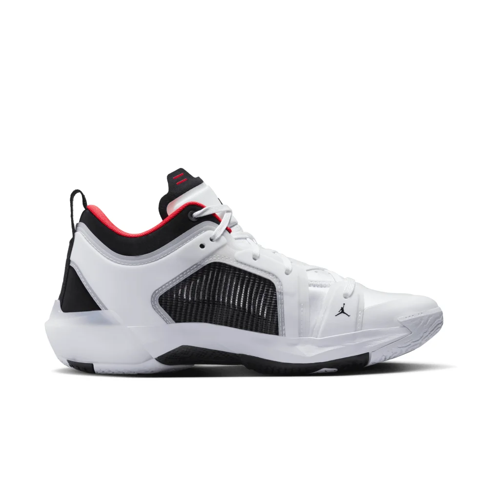 NIKE JORDAN XXXVII Low 37 DQ4122-100 / weiss