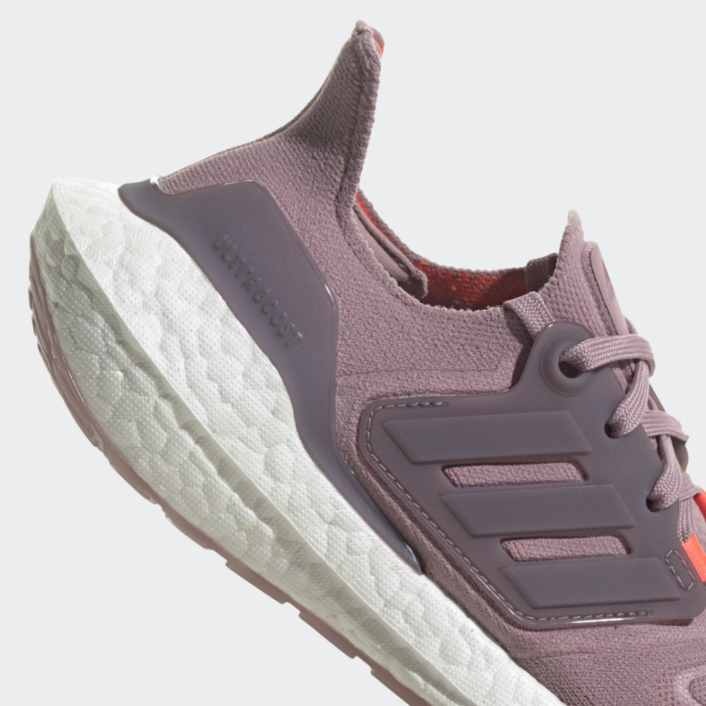 adidas Ultraboost 22 GZ3930 / pink