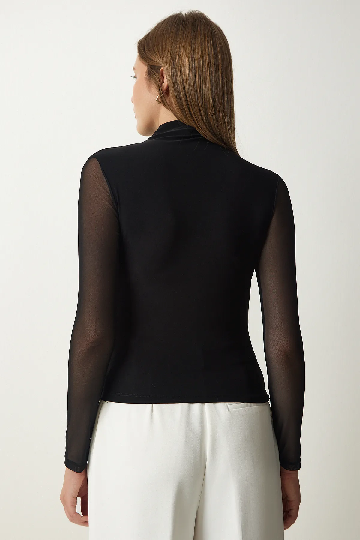 Happiness İstanbul  Schwarze geraffte Strickbluse mit Chiffonärmeln für Damen FF00146