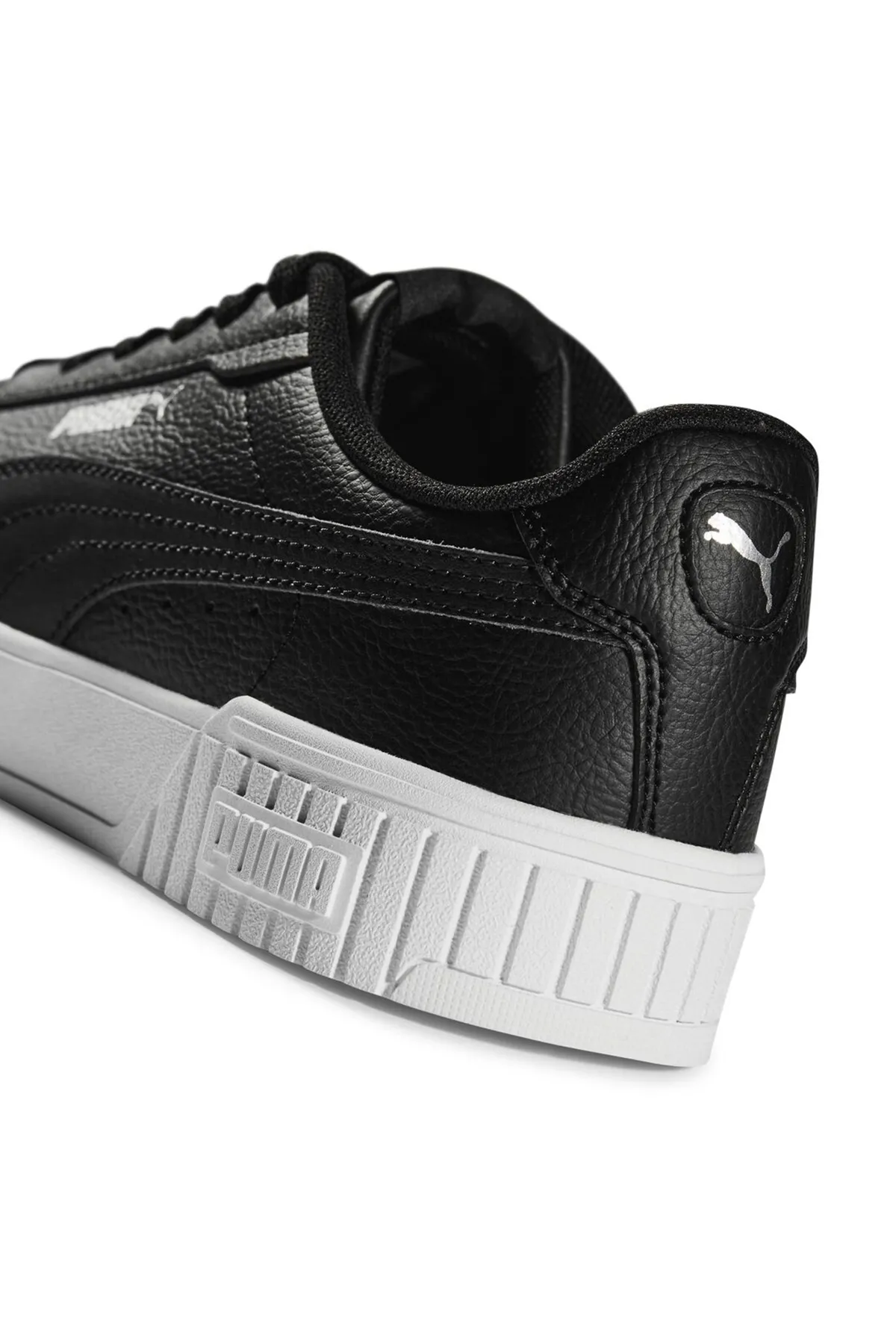 Puma  Sneaker - Schwarz - Flacher Absatz