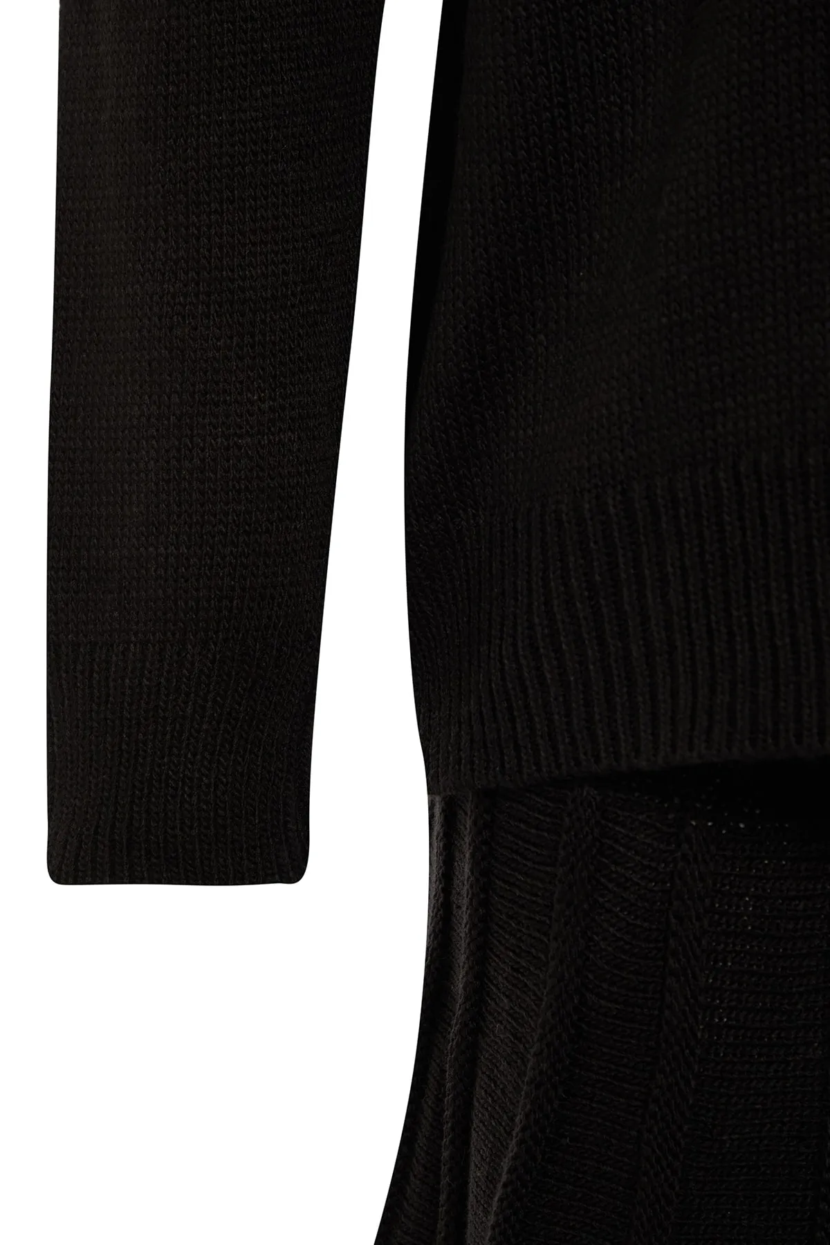 Trendyol Collection  Schwarzes Strickoberteil und -unterteil mit Stehkragen und Rüschendetail, Set TWOAW23AU00184