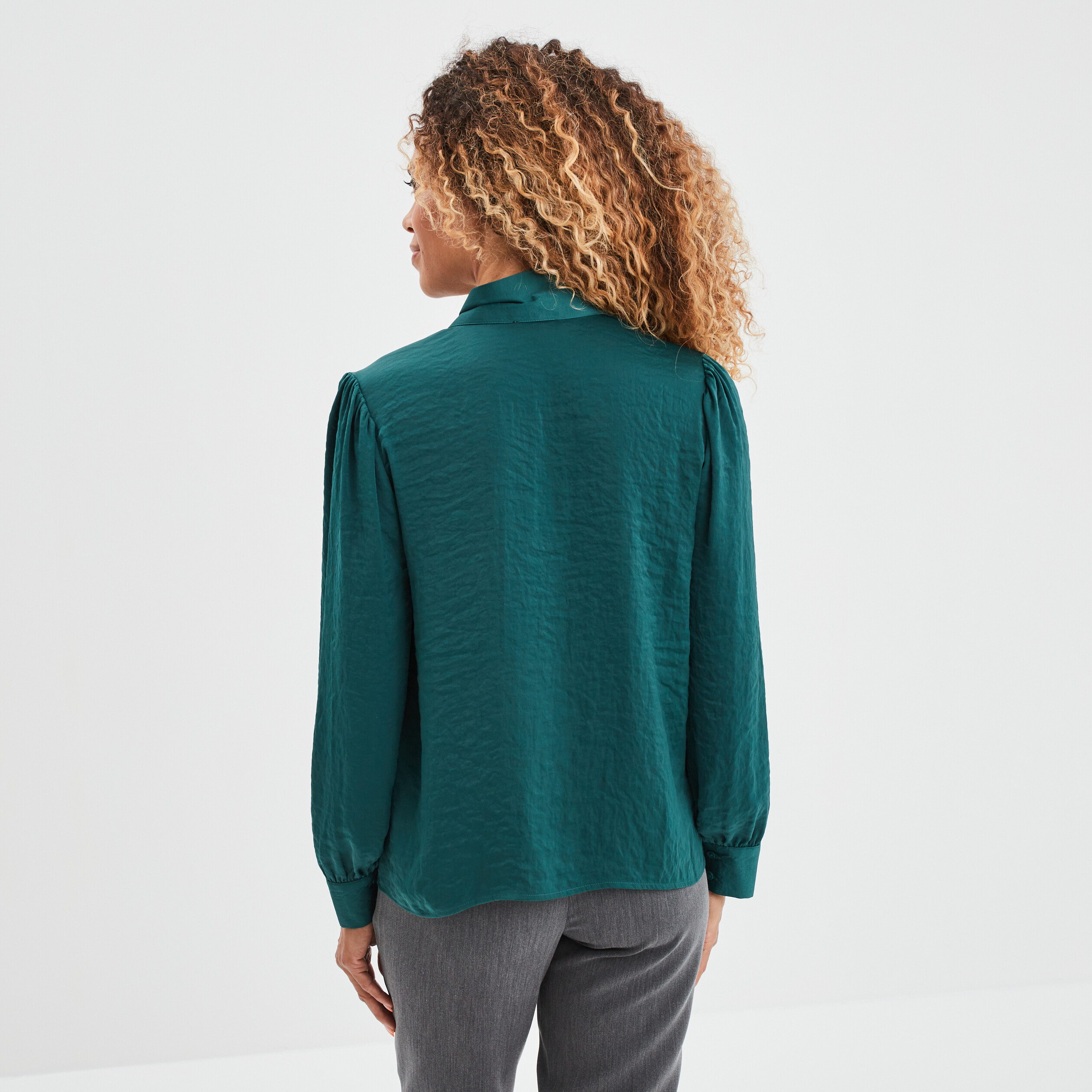 Blouse satin col lavallière droite vert foncé femme | La Halle