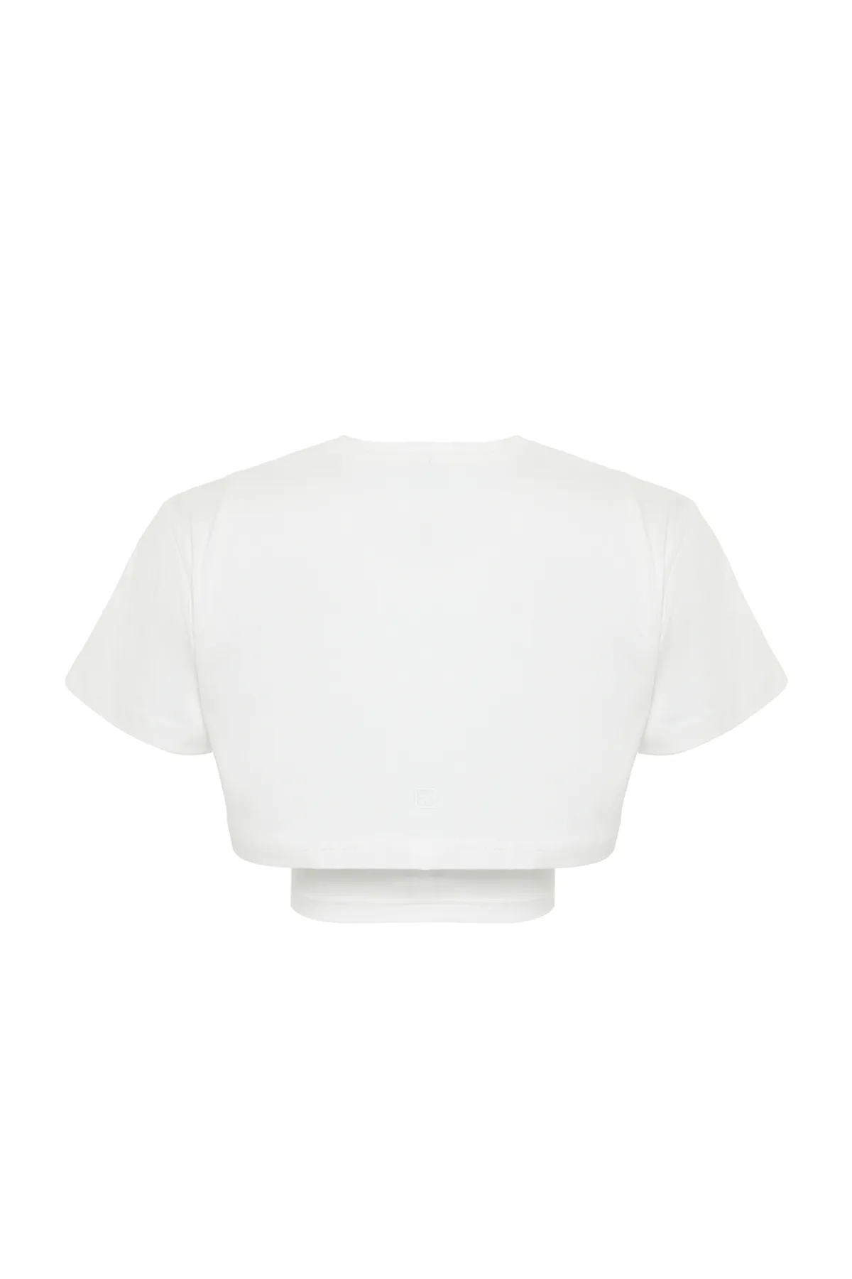 Trendyol Collection  Weißes Sport-T-Shirt mit 2-lagigem Reflektordruck und detailliertem, kurz geschnittenem Strick THMSS24TS00001