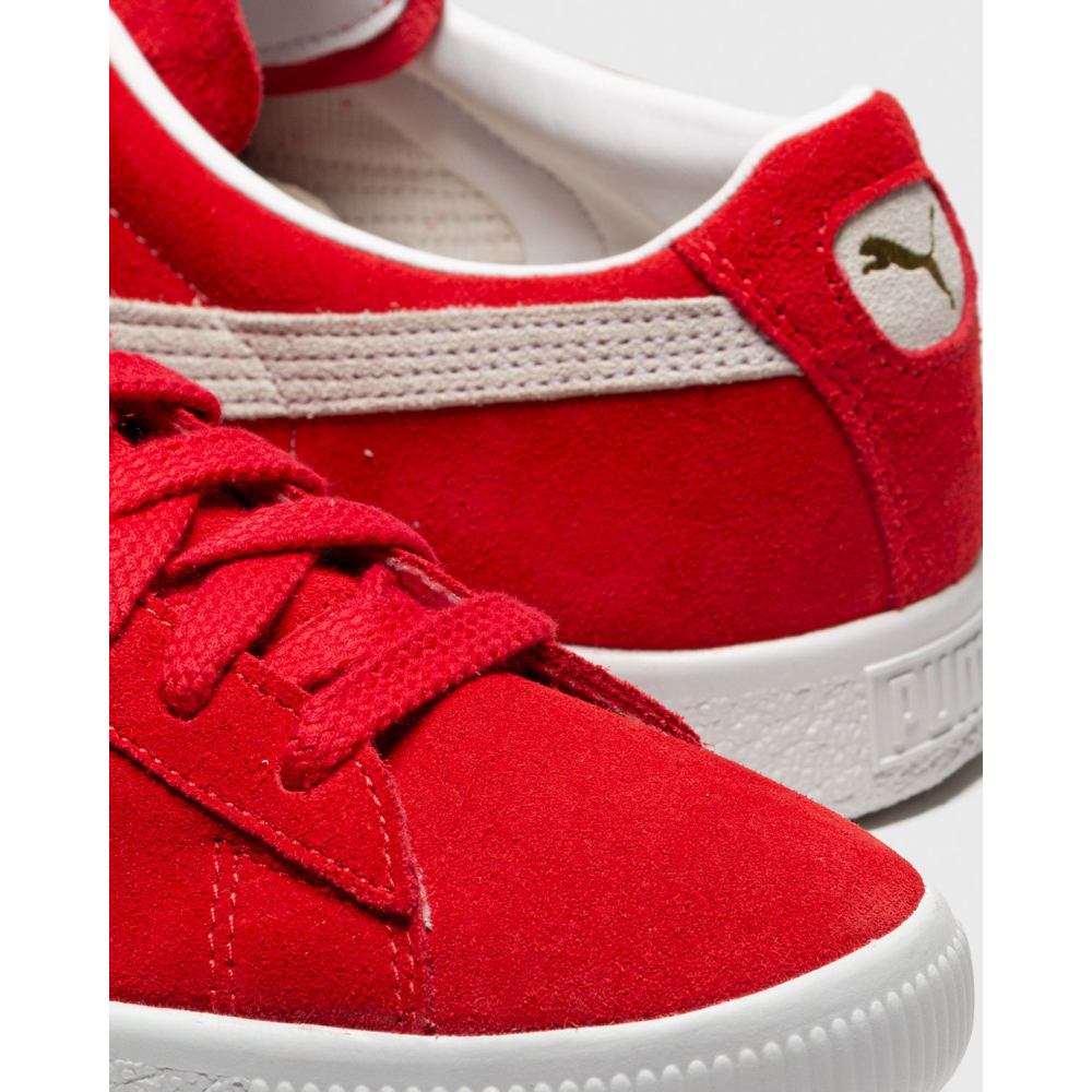 PUMA Suede VTG 374921-06 / rot