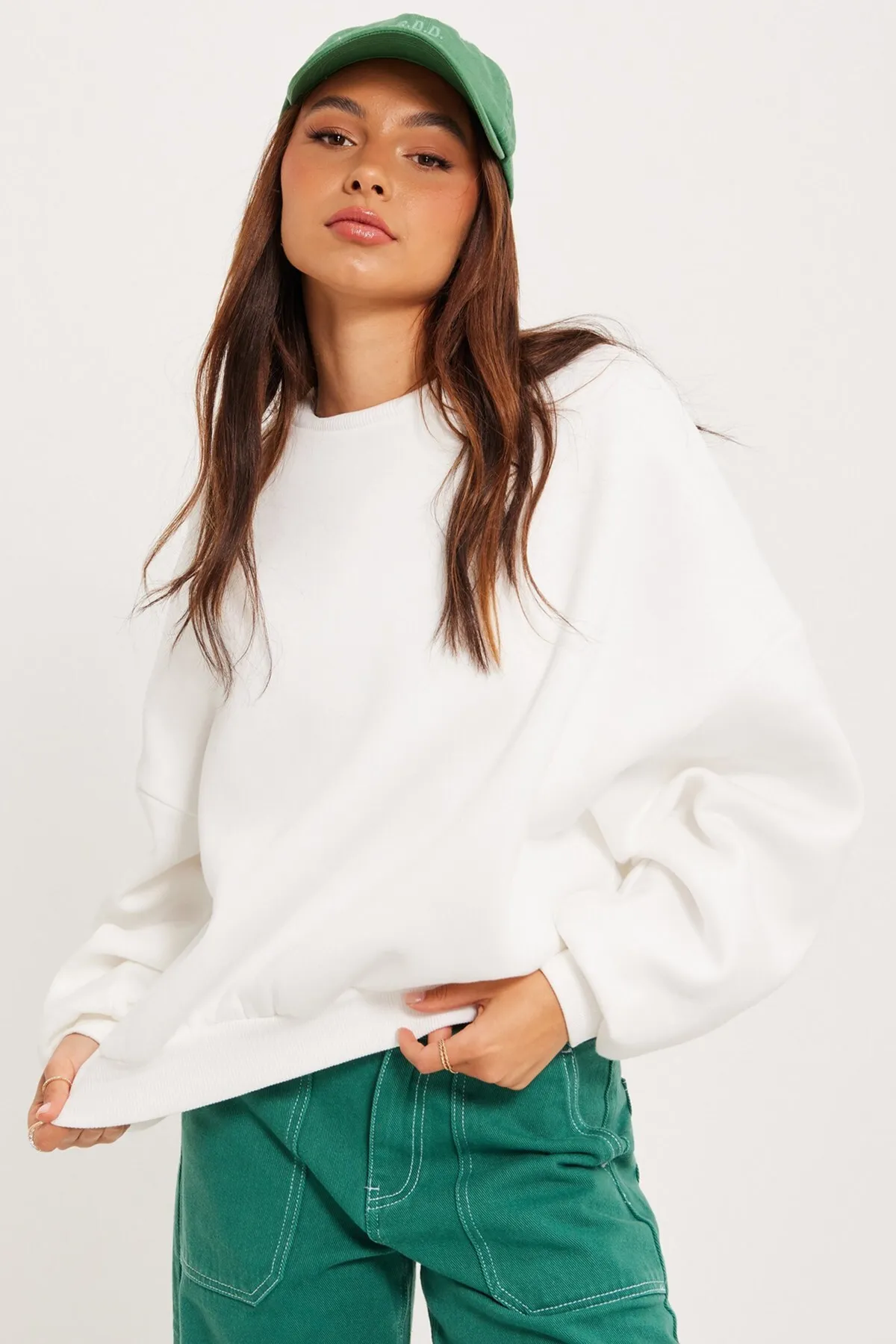 Madmext  Ecrufarbenes Basic-Sweatshirt mit Rundhalsausschnitt Mg1559