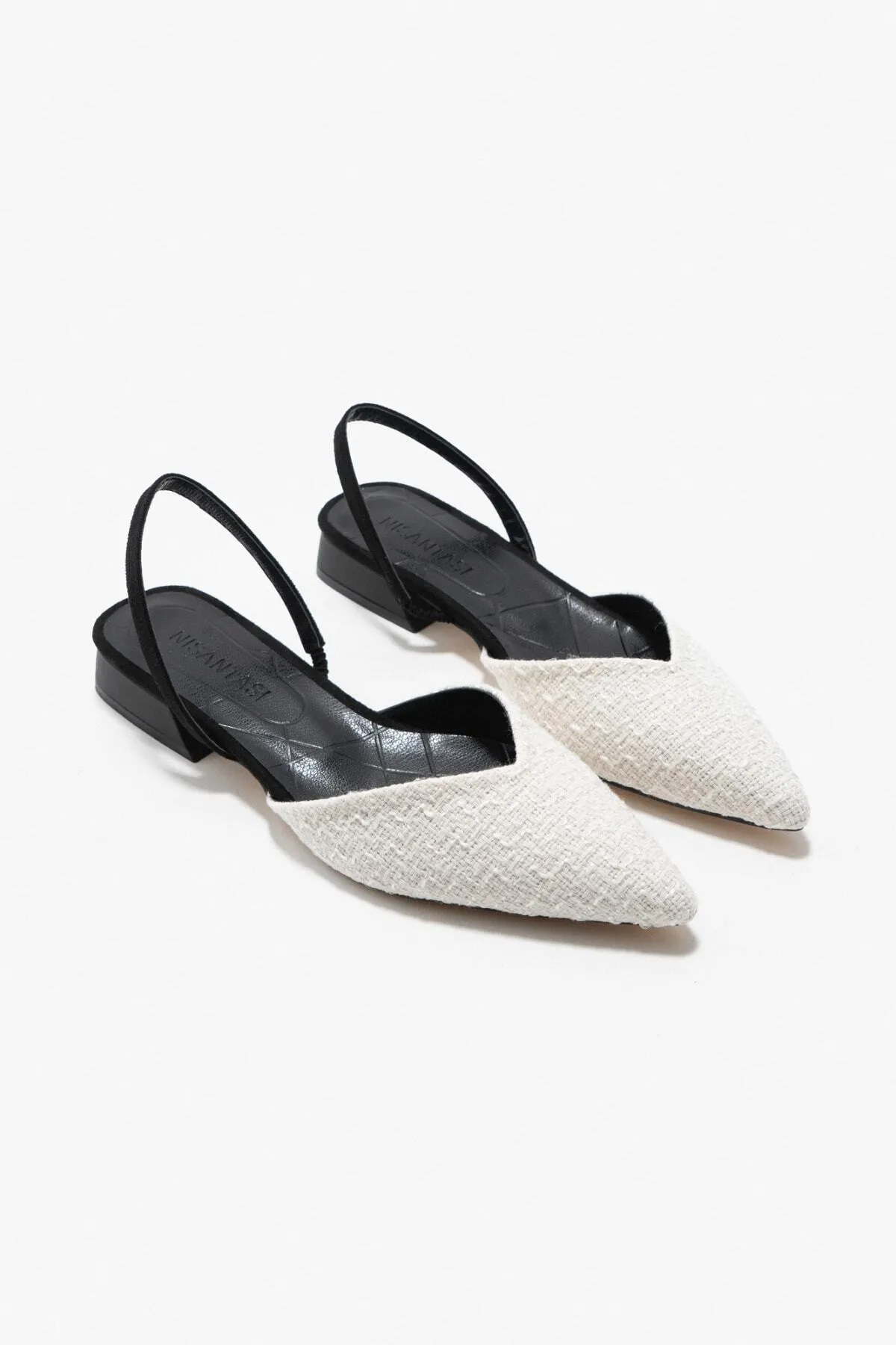 NİŞANTAŞI SHOES  Lorenzo Weißer Kelim-Ballerina für Damen mit spitzer Zehenpartie und elastischem Rücken