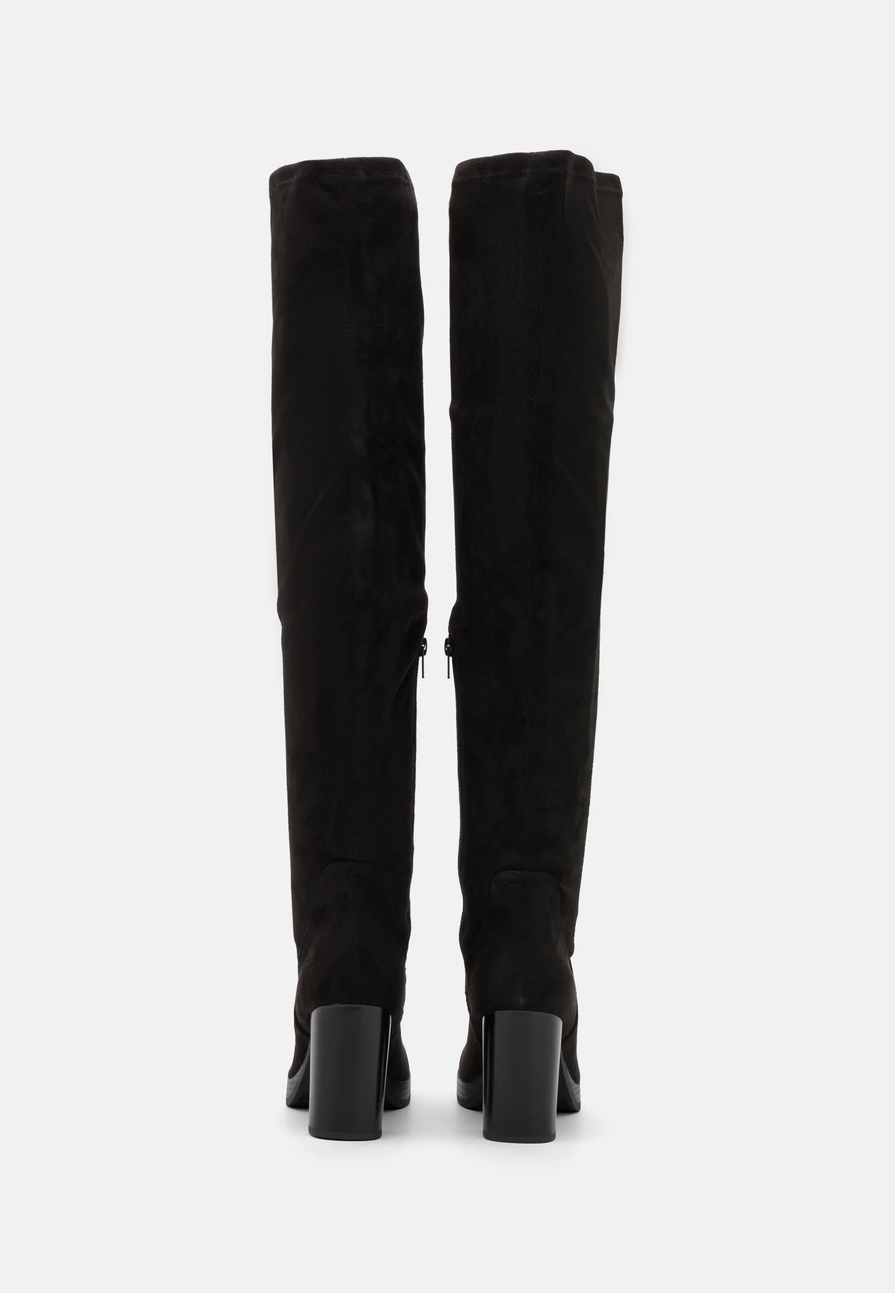 Botas por encima de la rodilla de Anna Field