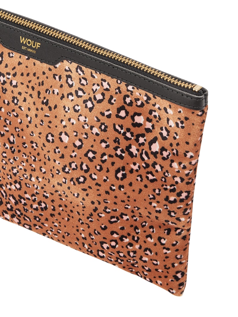Pochette aus Samt Modell 'Bruna' in cognac