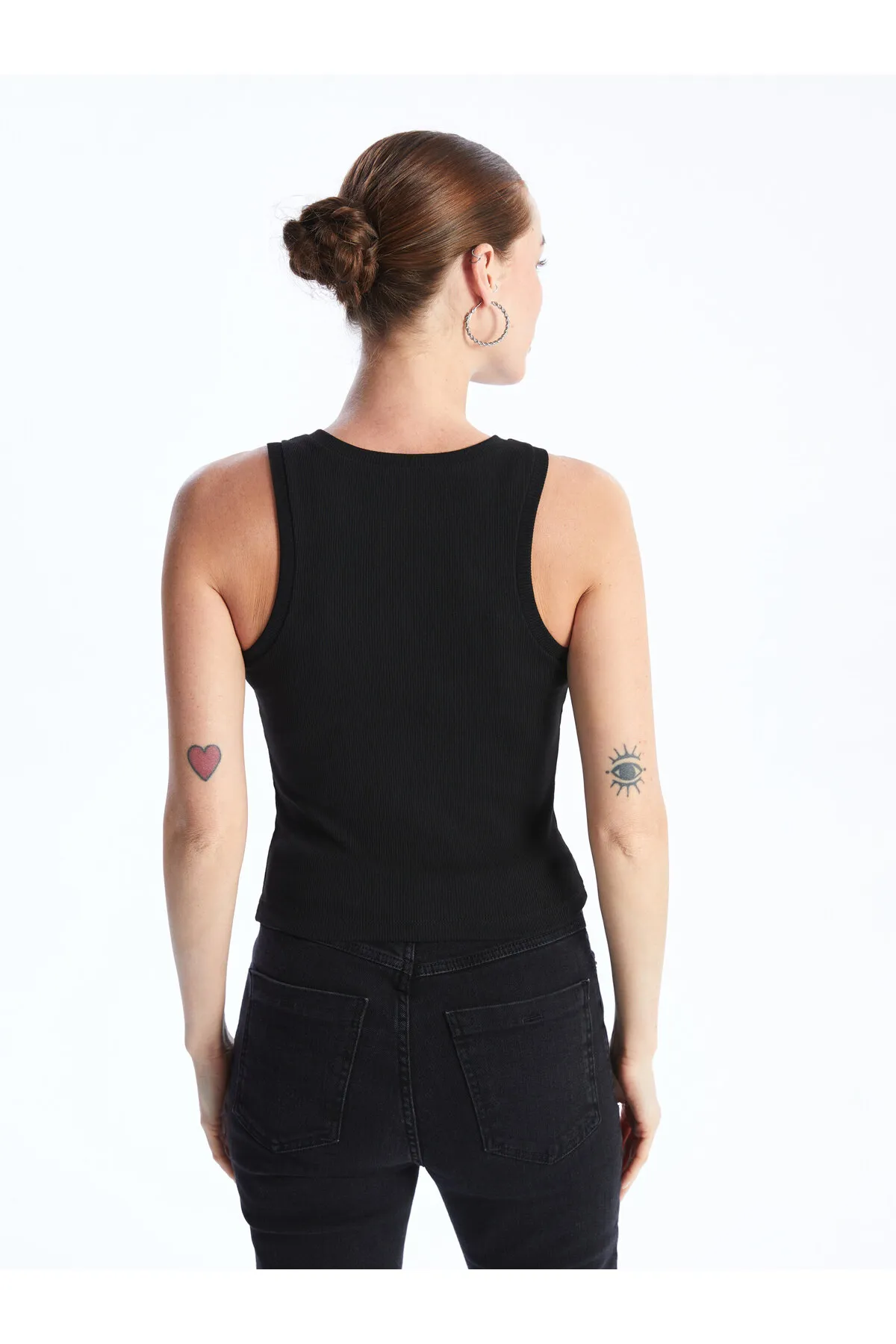 LC Waikiki  Einfarbiges Athlete-Shirt für Damen mit Rundhalsausschnitt