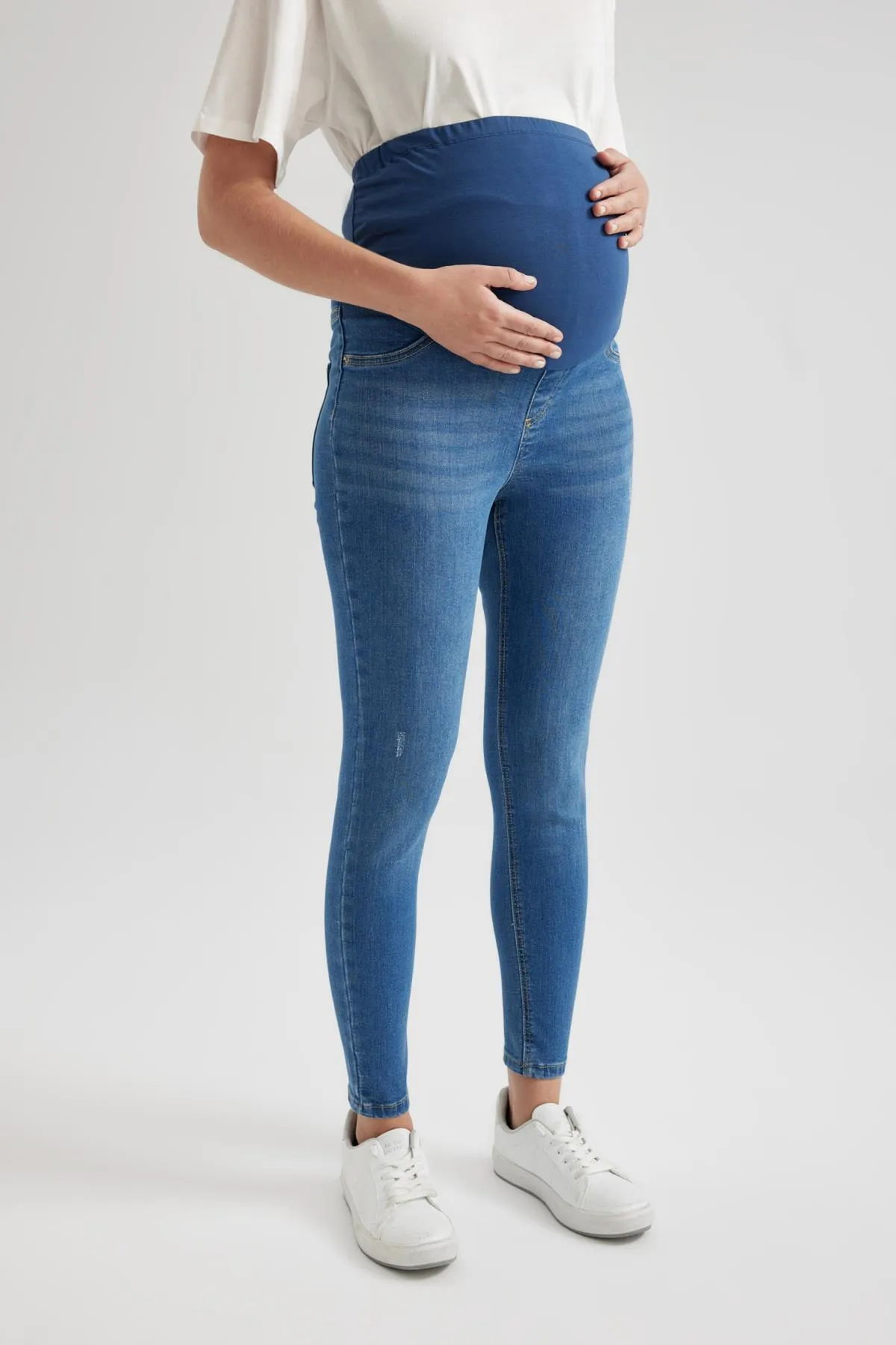 DeFacto  Skinny Fit, extra enge Passform, normale Taille, extra schmales Bein, zerrissene, detaillierte Umstandshose