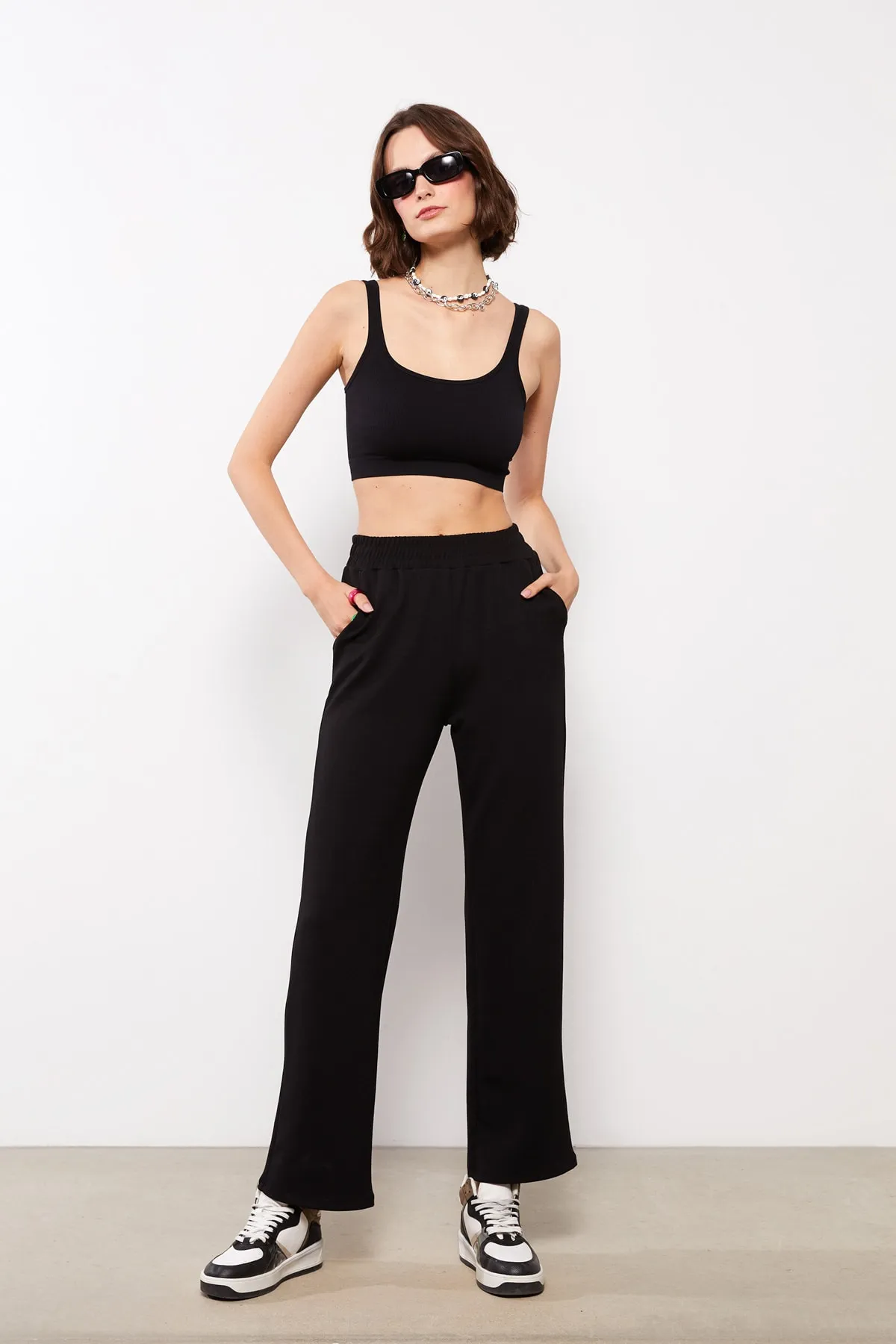 LC Waikiki  Jogginghose - Schwarz - Wide Leg