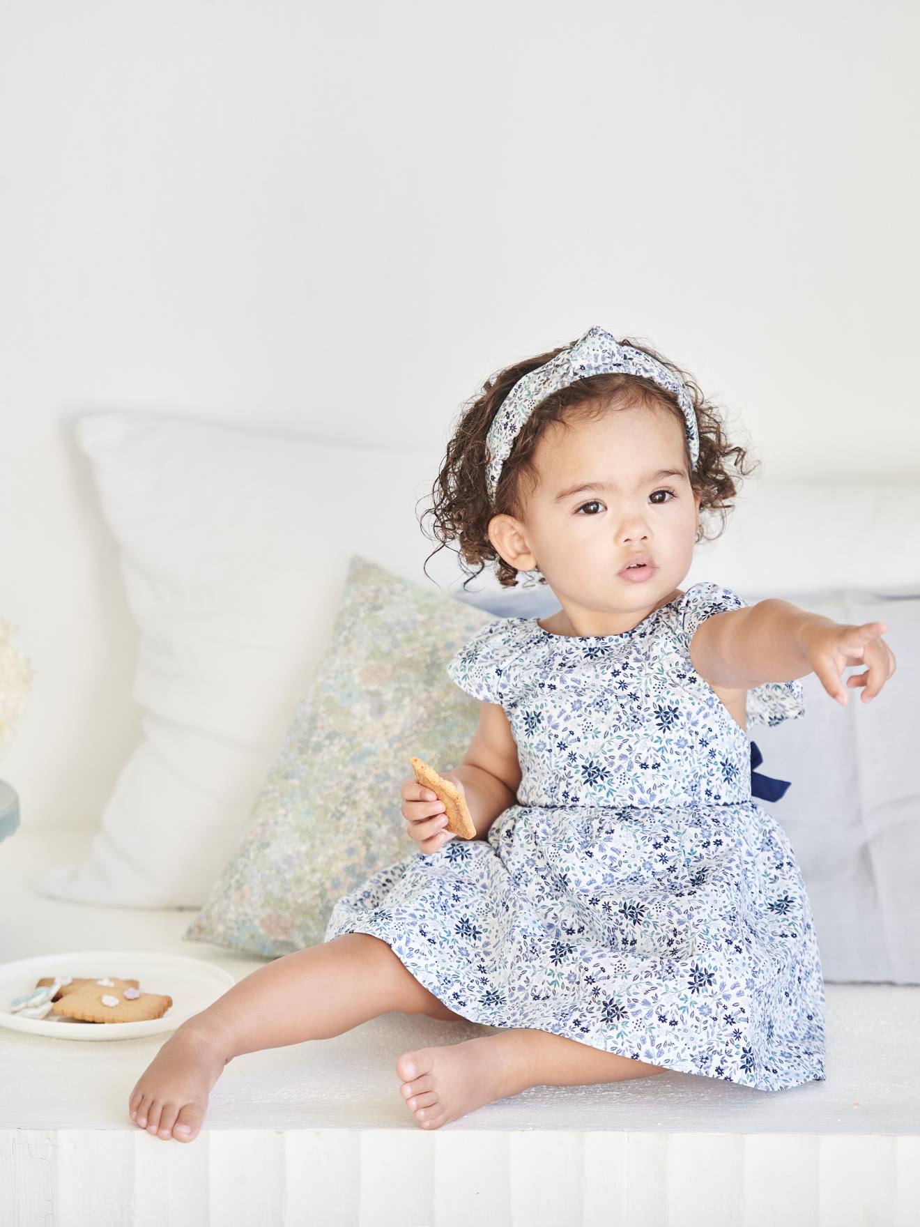 Vertbaudet Festliches Baby Kleid, Blumenmuster Oeko-Tex - weiß/blau geblümt