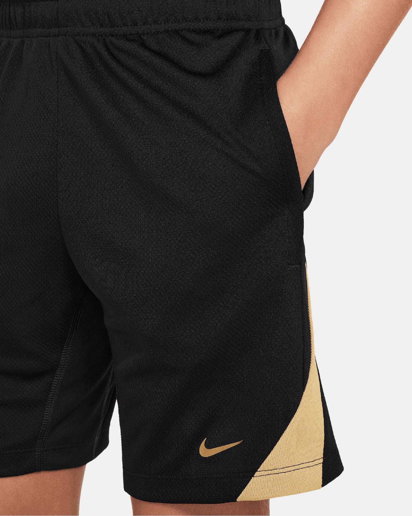 Futbalové šortky Nike Dri Fit Strike 24 Jr FN8419-011