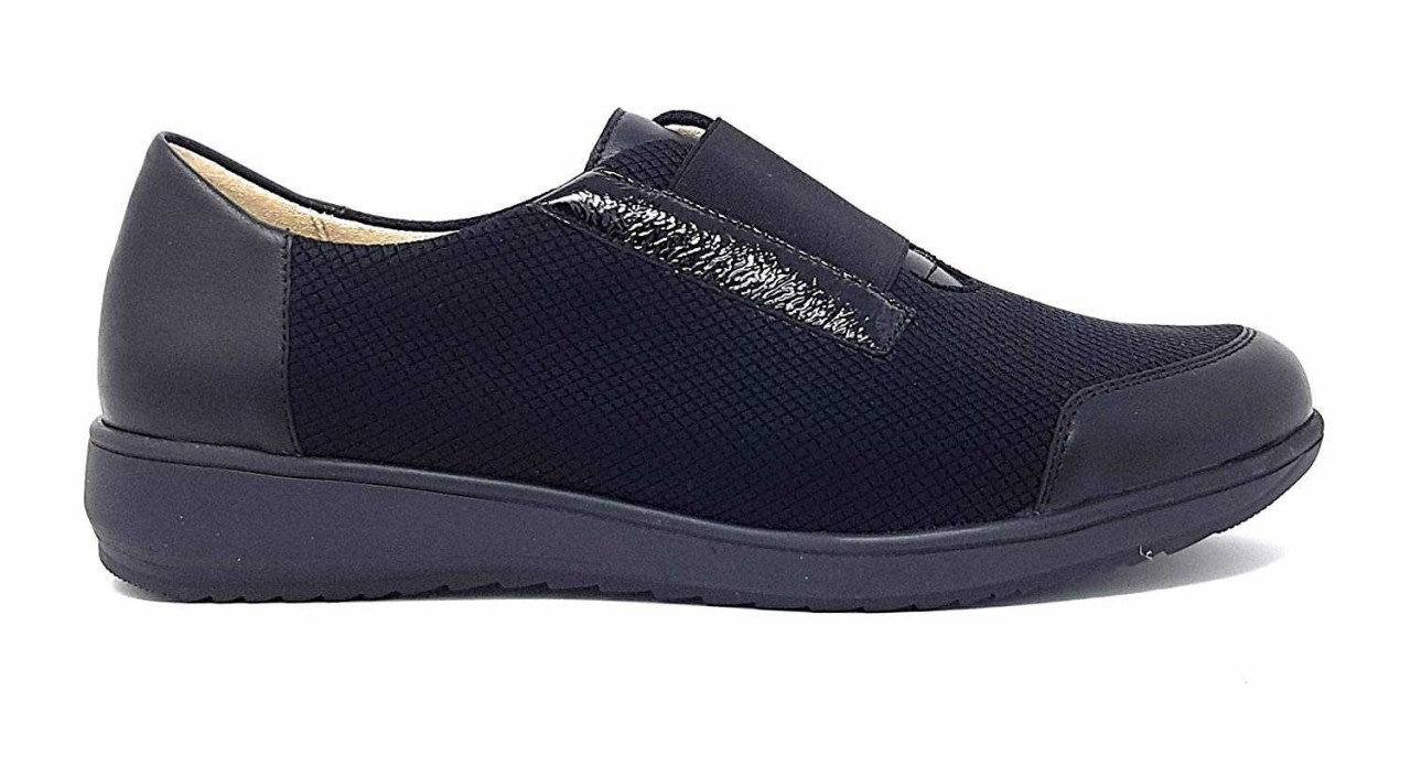 GOLDKRONE Komfort Slipper schwarz