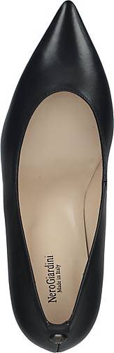 NeroGiardini Pumps