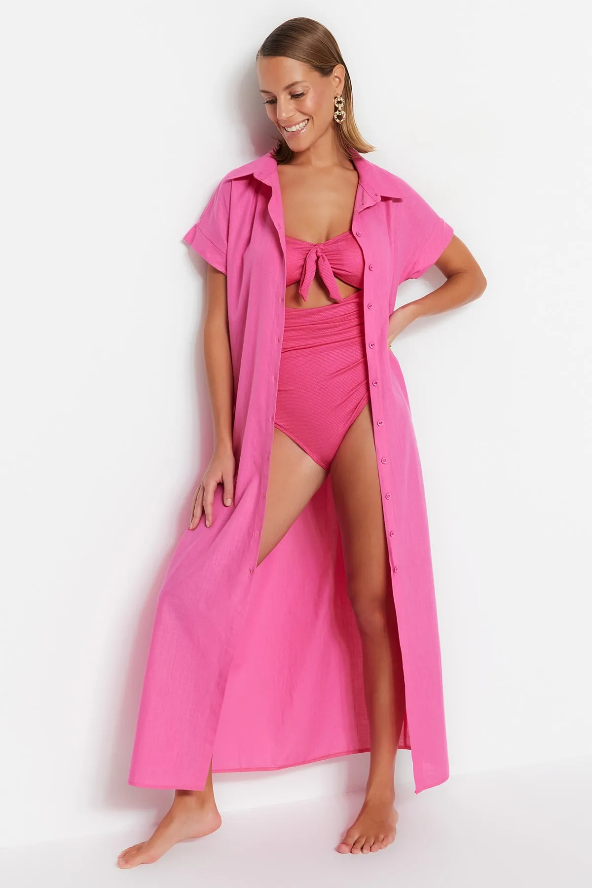 Trendyol Collection  Fuchsia Wide Fit Maxi-Strandkleid aus gewebter Baumwolle aus 100 % TBESS23EL00094