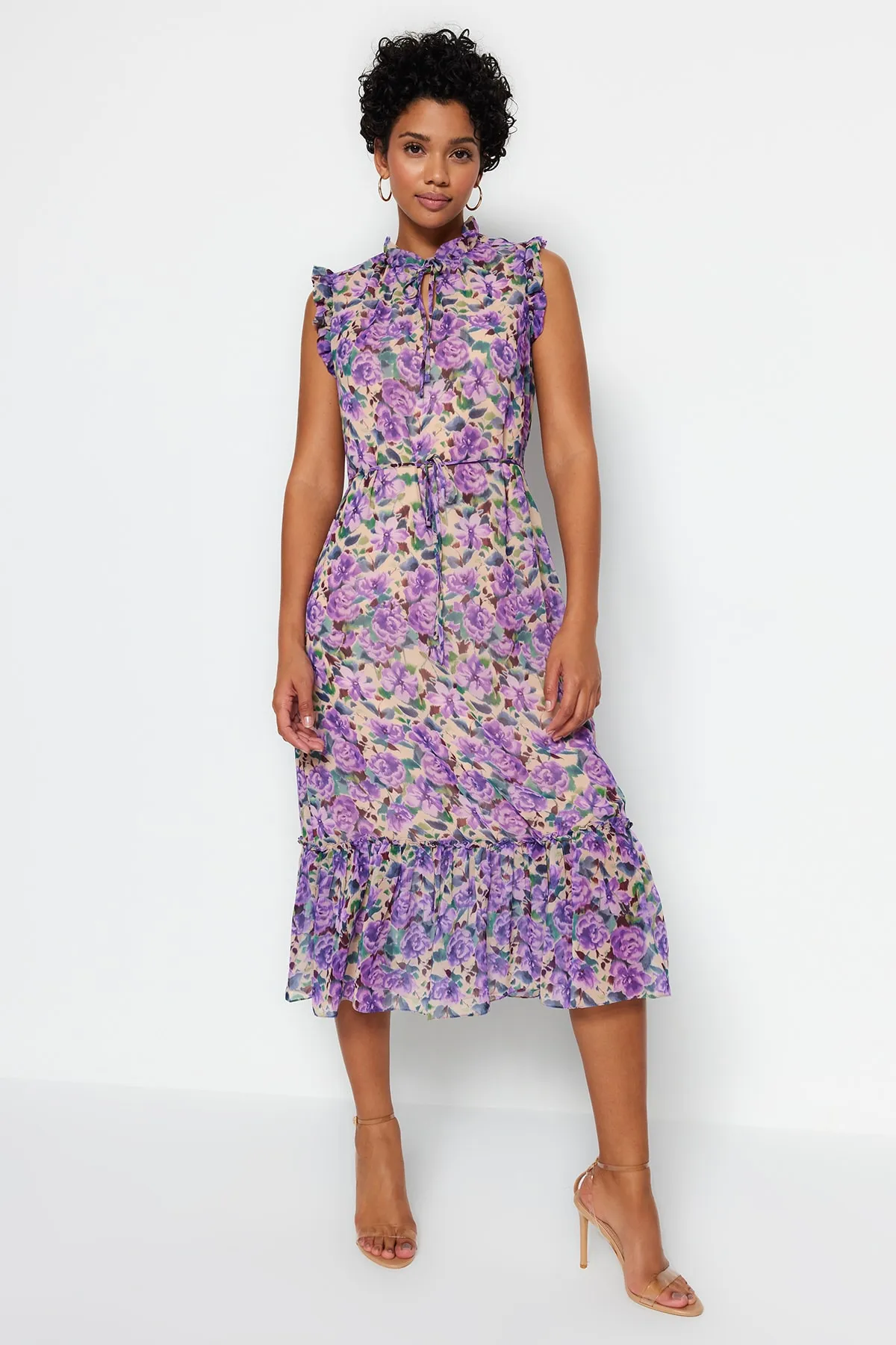 Trendyol Collection  Mehrfarbig gemustertes Midi-Gewebekleid in A-Linie/Glockenform TWOSS23EL01840