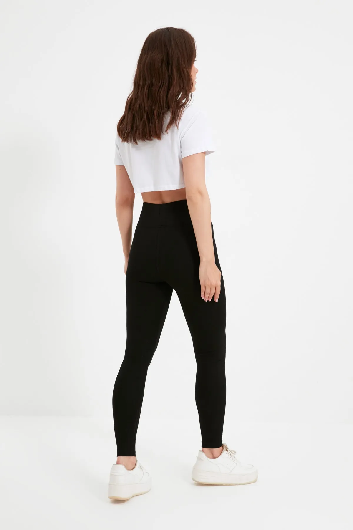 Trendyol Collection  Schwarze High Waist Basic Interlock Strickstrumpfhose mit elastischem Bund TWOAW20TA0047