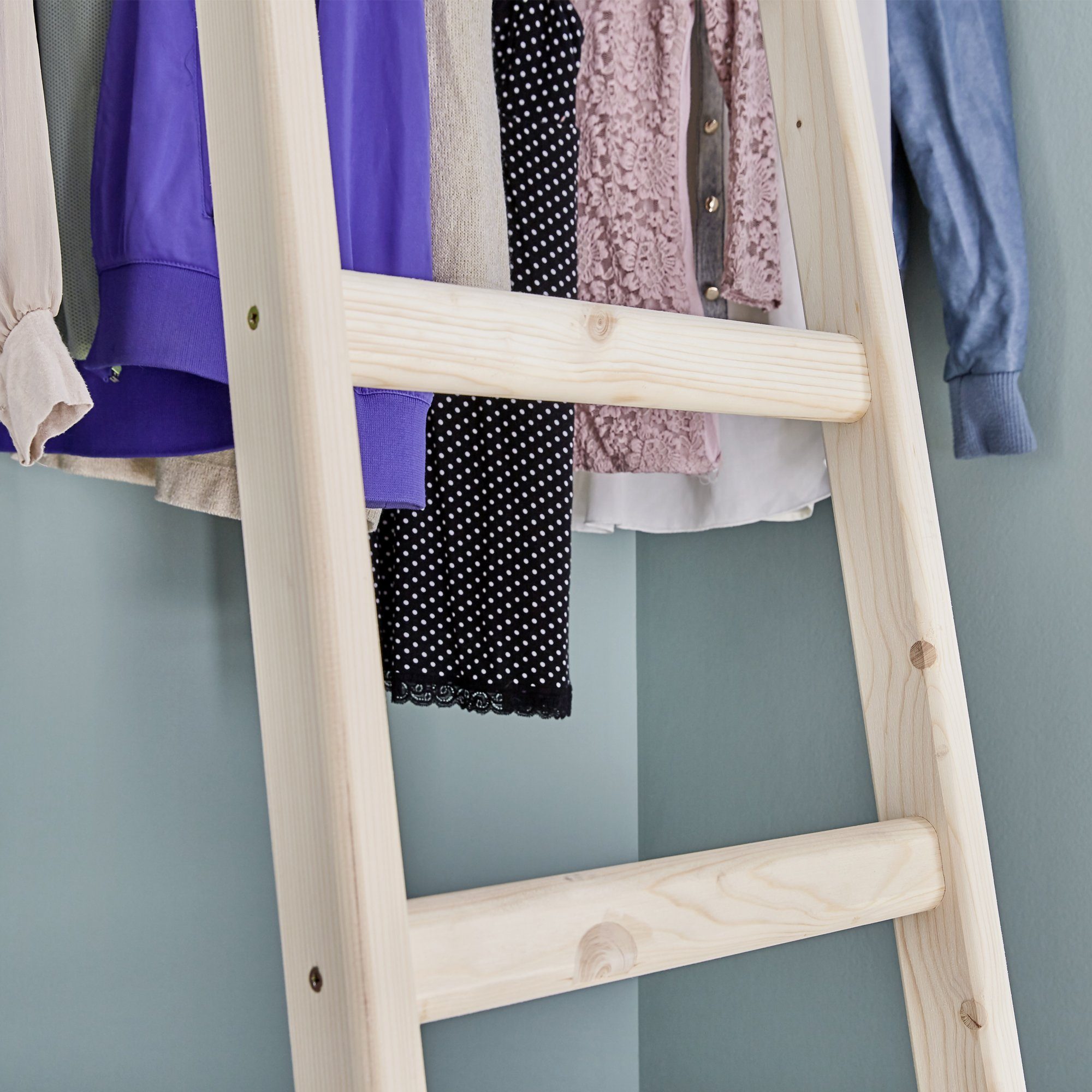 Treppen Intercon Raumspartreppe Intercon Mio, Anlegeleiter, Holzleiter, Stufen offen, Anlegeleiter mit vollflächig begehbaren Stufen