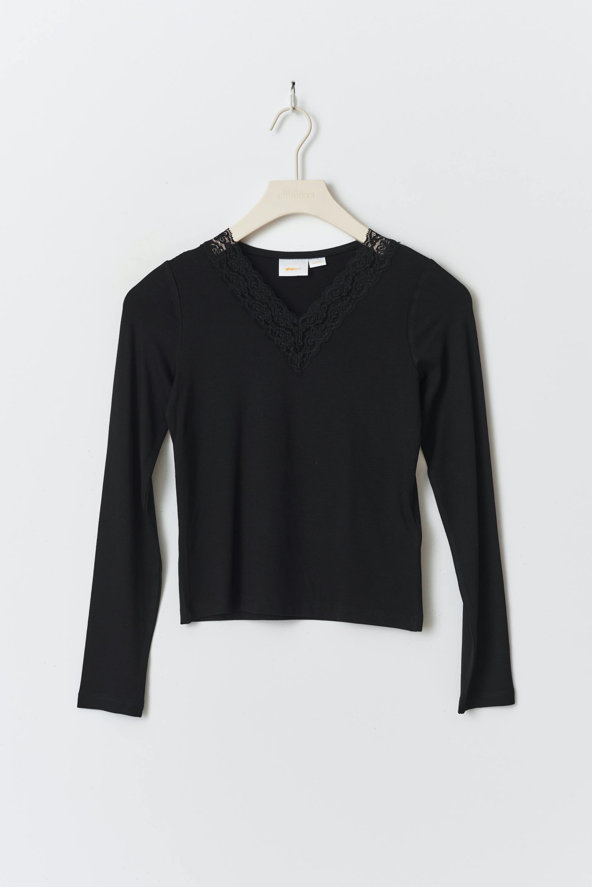 Y lace top