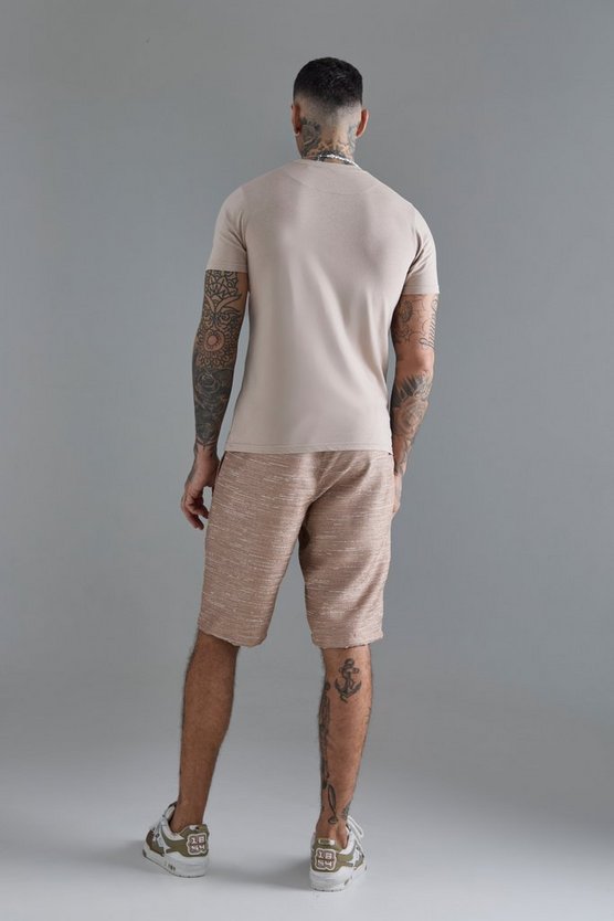 Tall strukturierte Shorts mit Naht-Detail