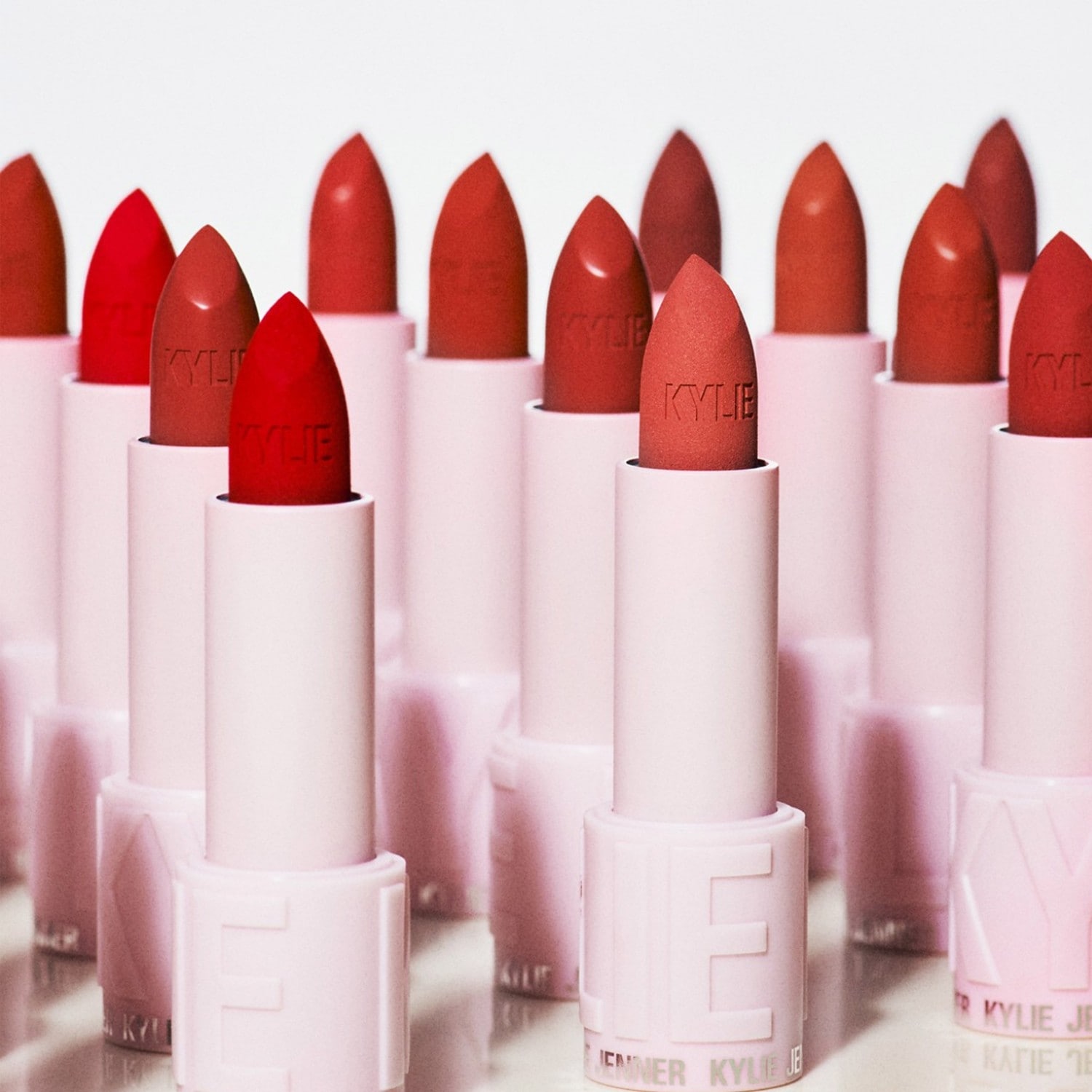 KYLIE COSMETICS Krémes rúzs