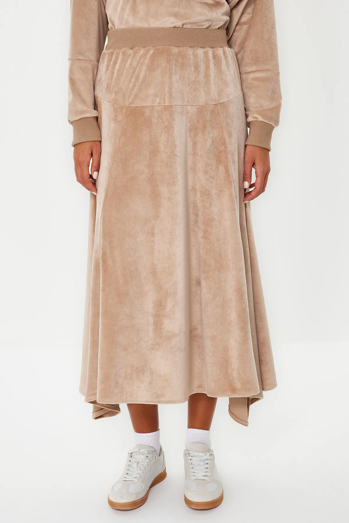 Trendyol Modest  Hellbraunes Samt-Innenhemd, detailliertes Strickrock-Bottom-Top-Set TCTAW24US00118